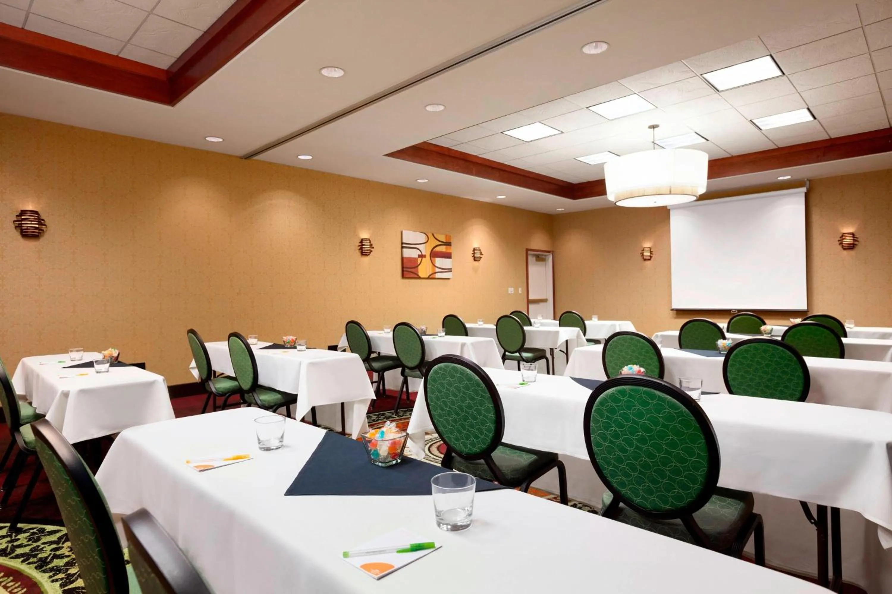 Meeting/conference room in Courtyard Salt Lake City Layton