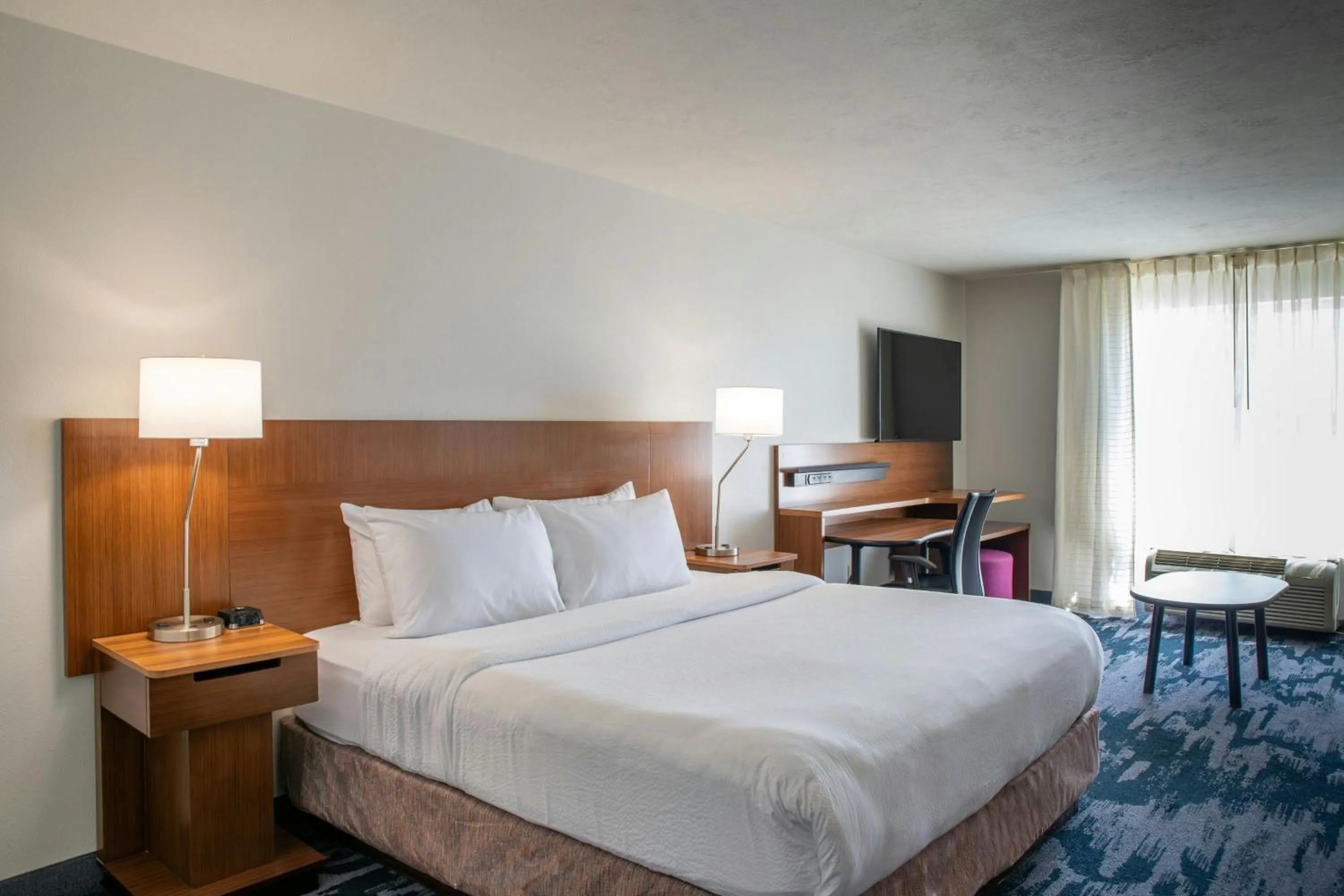 Photo of the whole room, Bed in Fairfield Inn Salt Lake City Layton