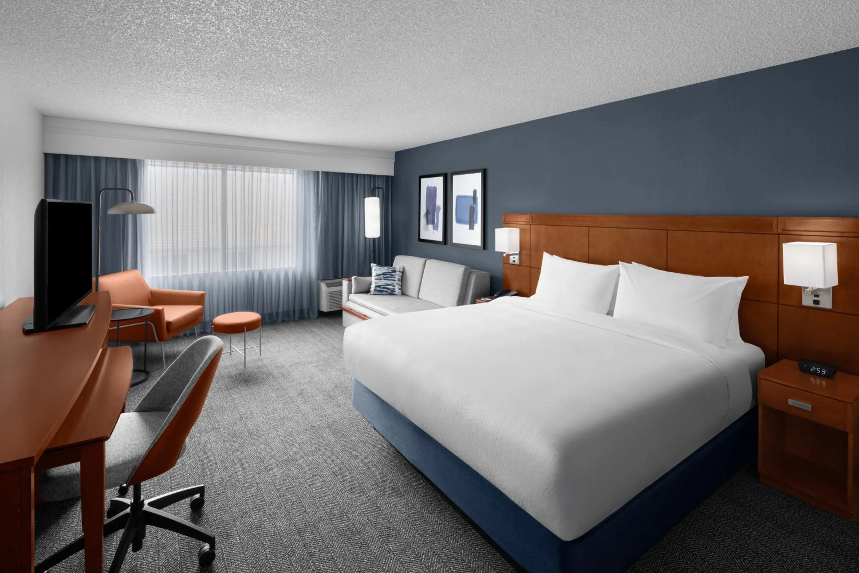 Bed in Courtyard by Marriott Salt Lake City Sandy