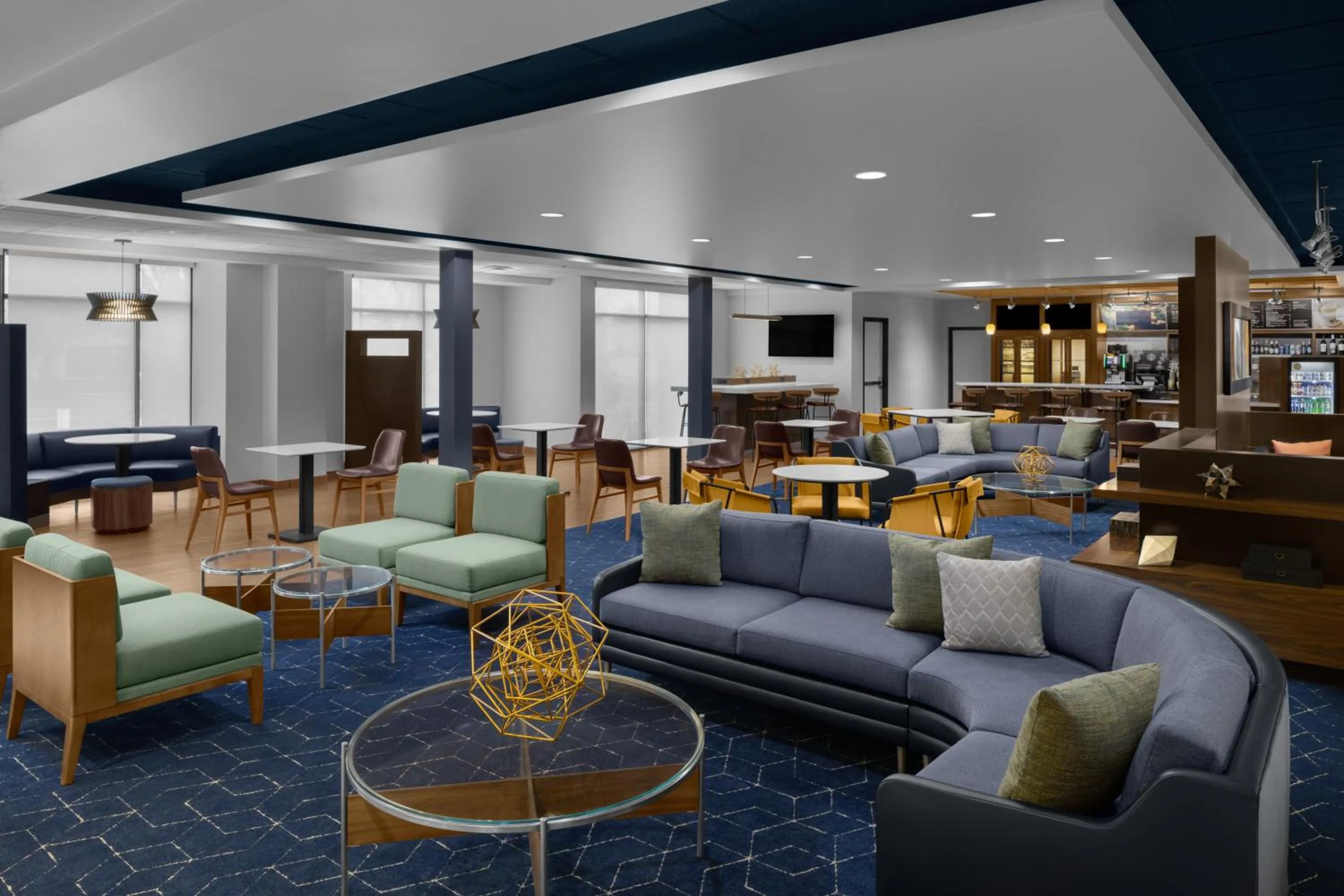 Communal lounge/ TV room in Courtyard by Marriott Salt Lake City Sandy