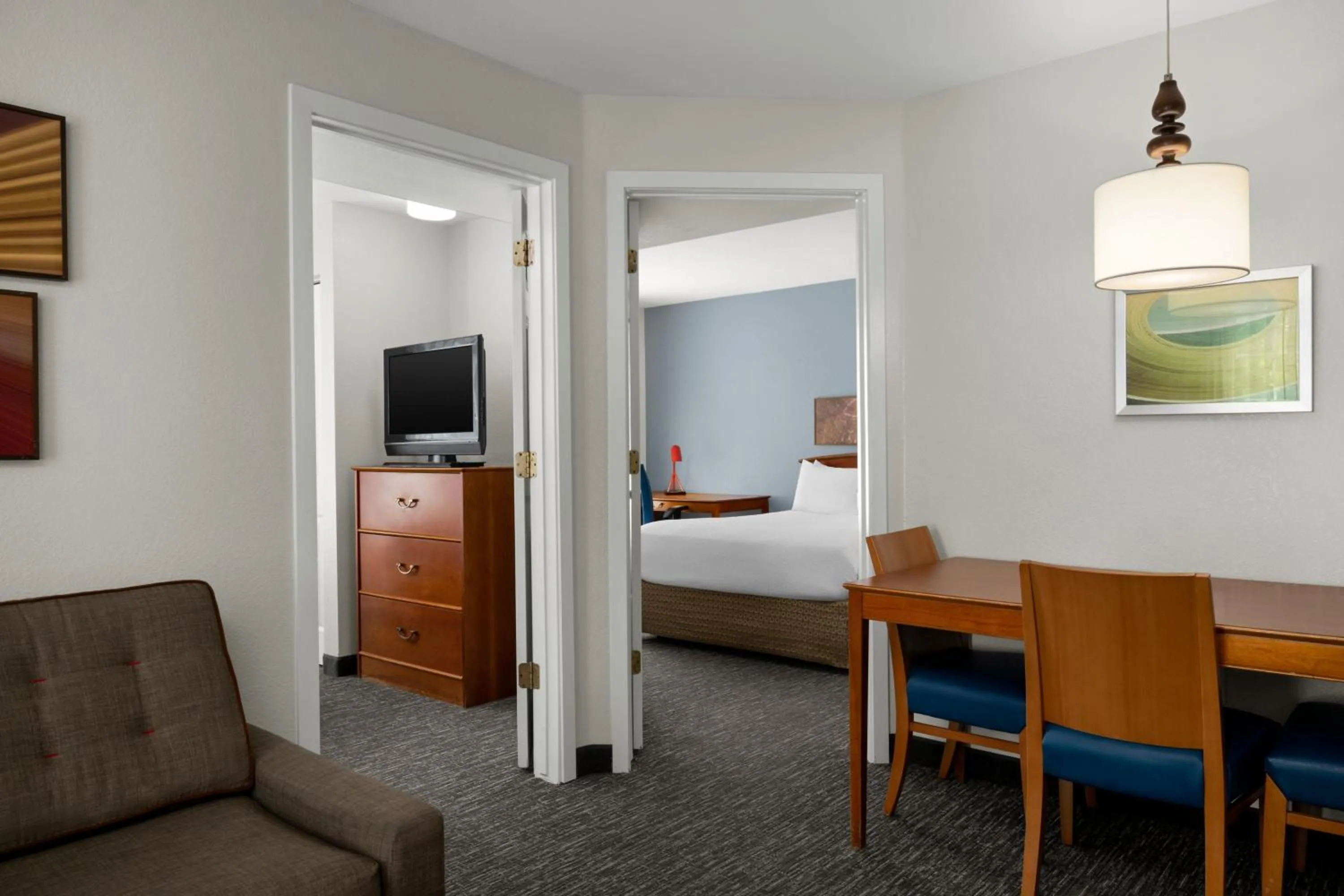 Bedroom, Bed in TownePlace Suites Salt Lake City Layton