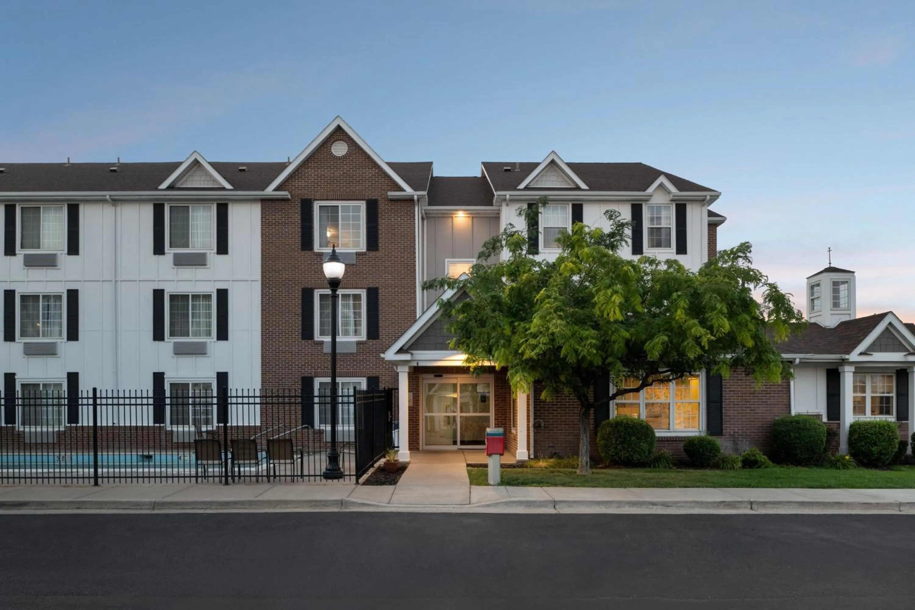 Property building in TownePlace Suites Salt Lake City Layton