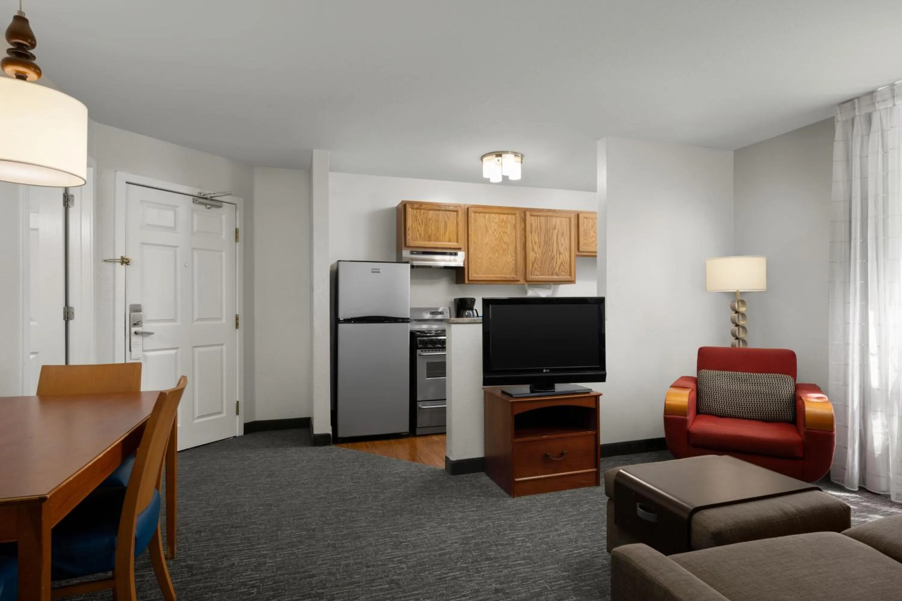 Bedroom in TownePlace Suites Salt Lake City Layton