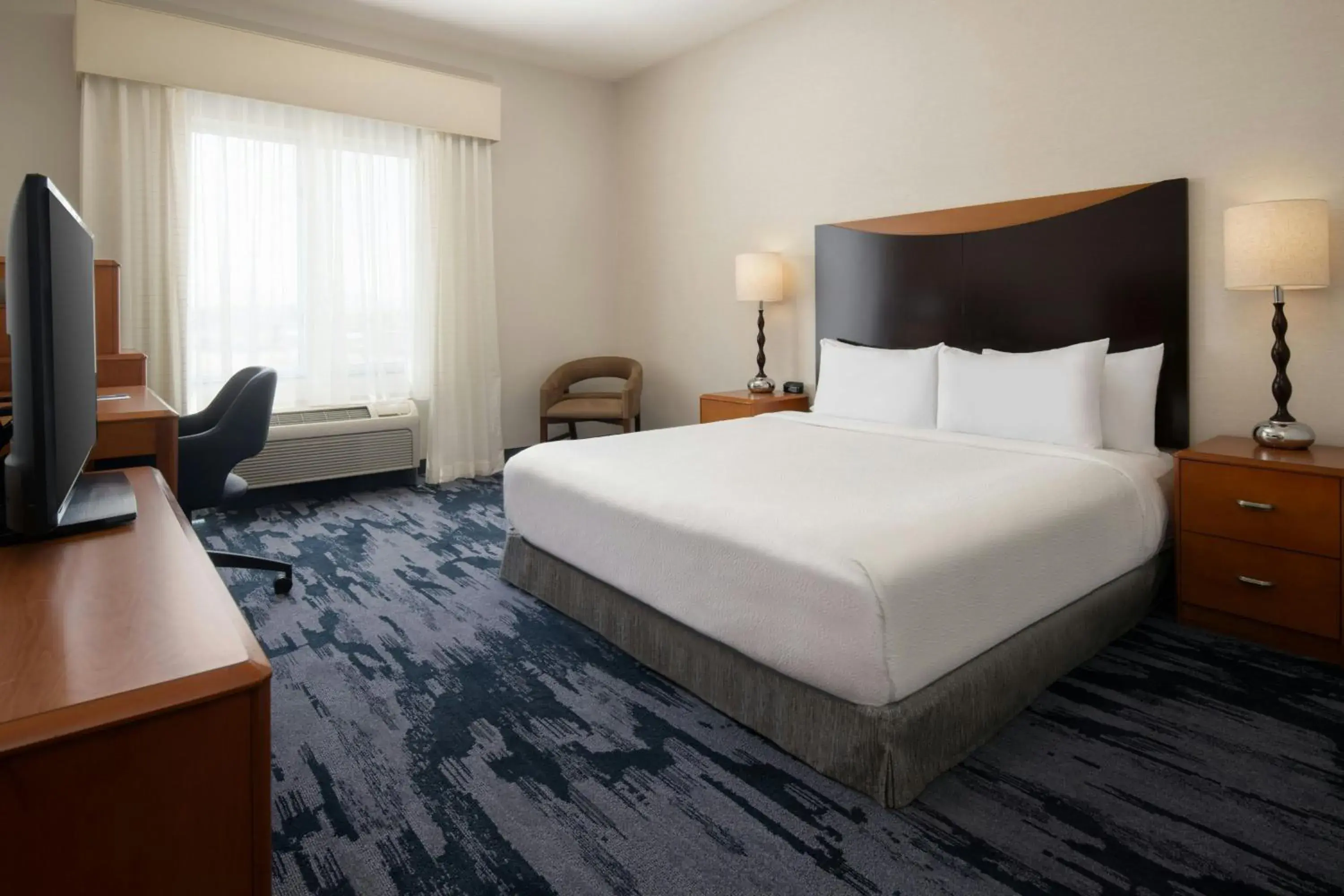 King Room with Roll-In Shower - Mobility and Hearing Accessible in Fairfield Inn & Suites Santa Maria King Room with Roll-In Shower - Mobility and Hearing Accessible in Fairfield Inn & Suites Santa Maria