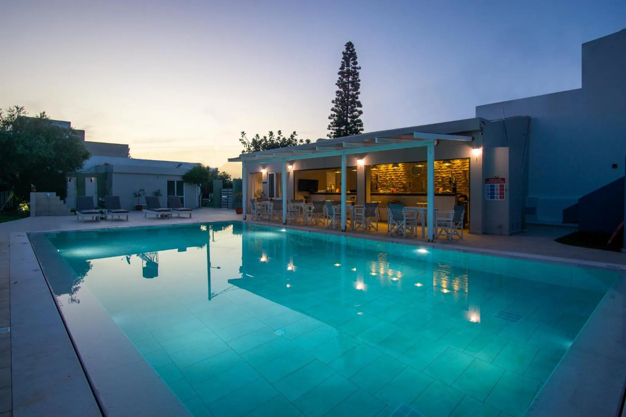 Property building in Golden Sun Boutique