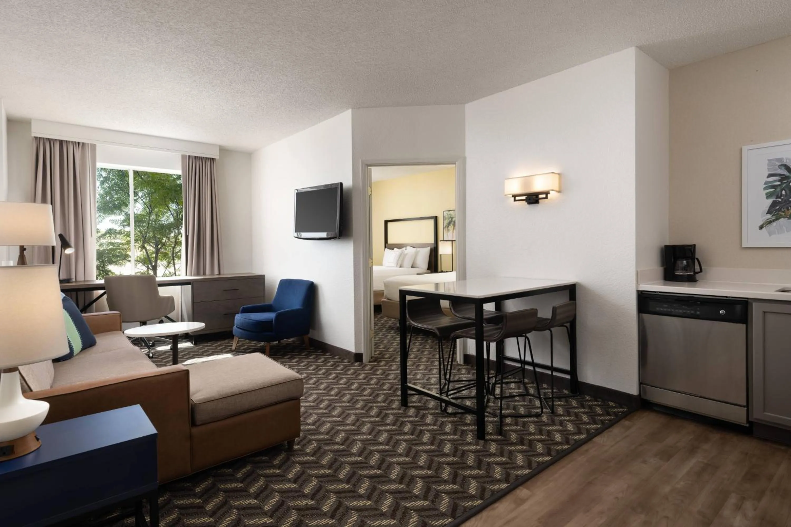 Living room in Residence Inn by Marriott Anaheim Resort Area/Garden Grove