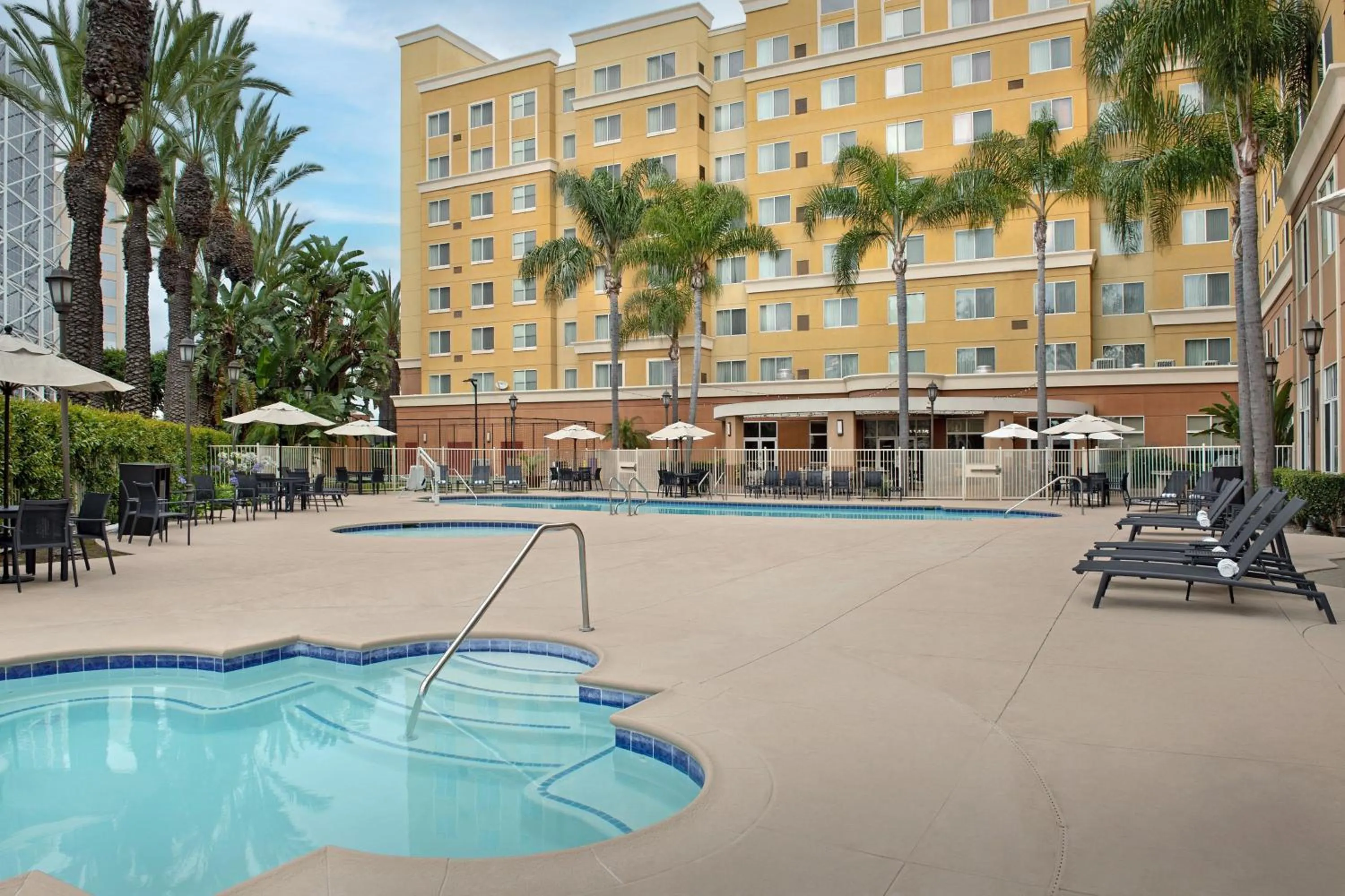Area and facilities in Residence Inn by Marriott Anaheim Resort Area/Garden Grove