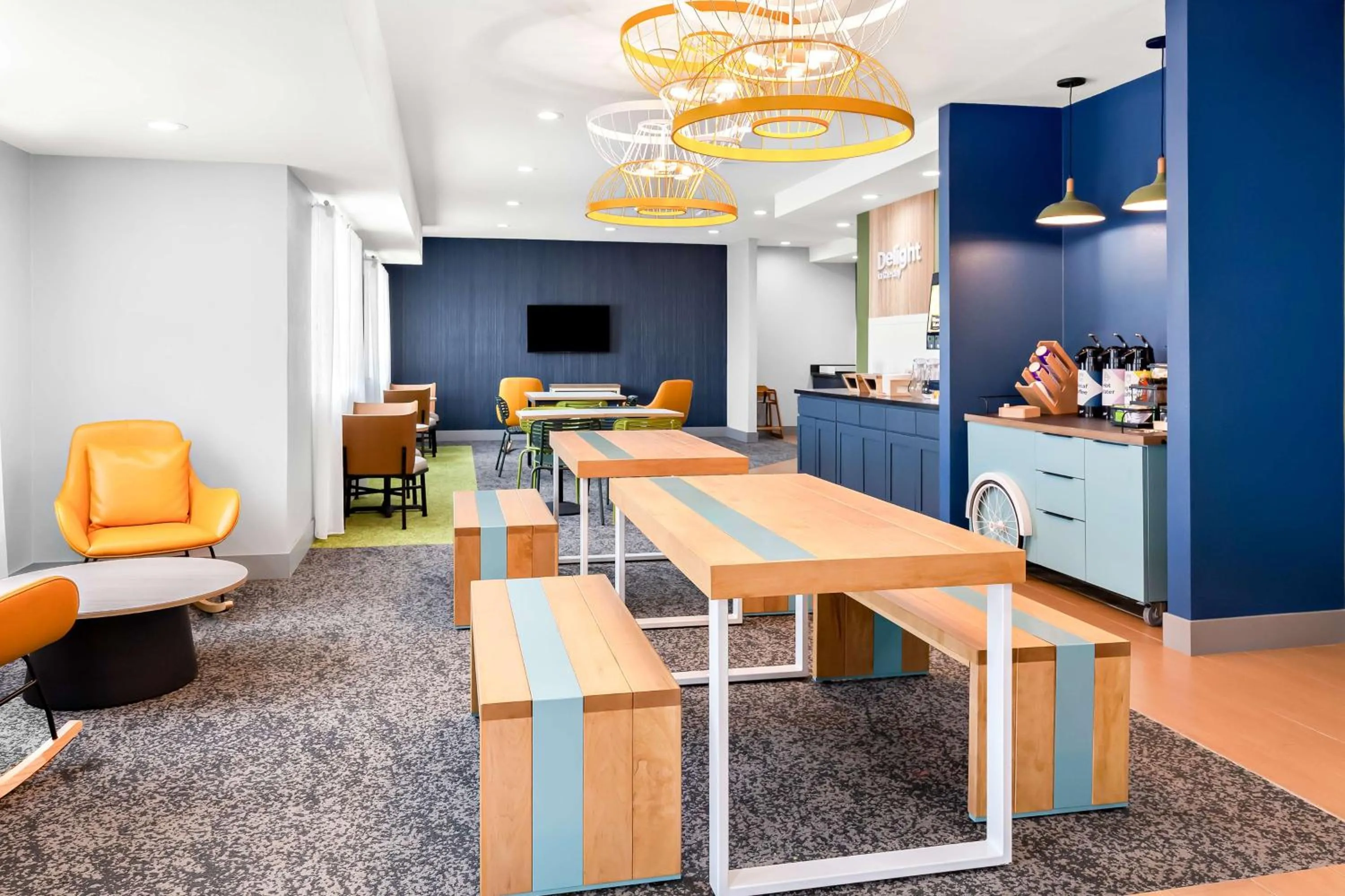 Breakfast in Spark by Hilton Springfield Southwest