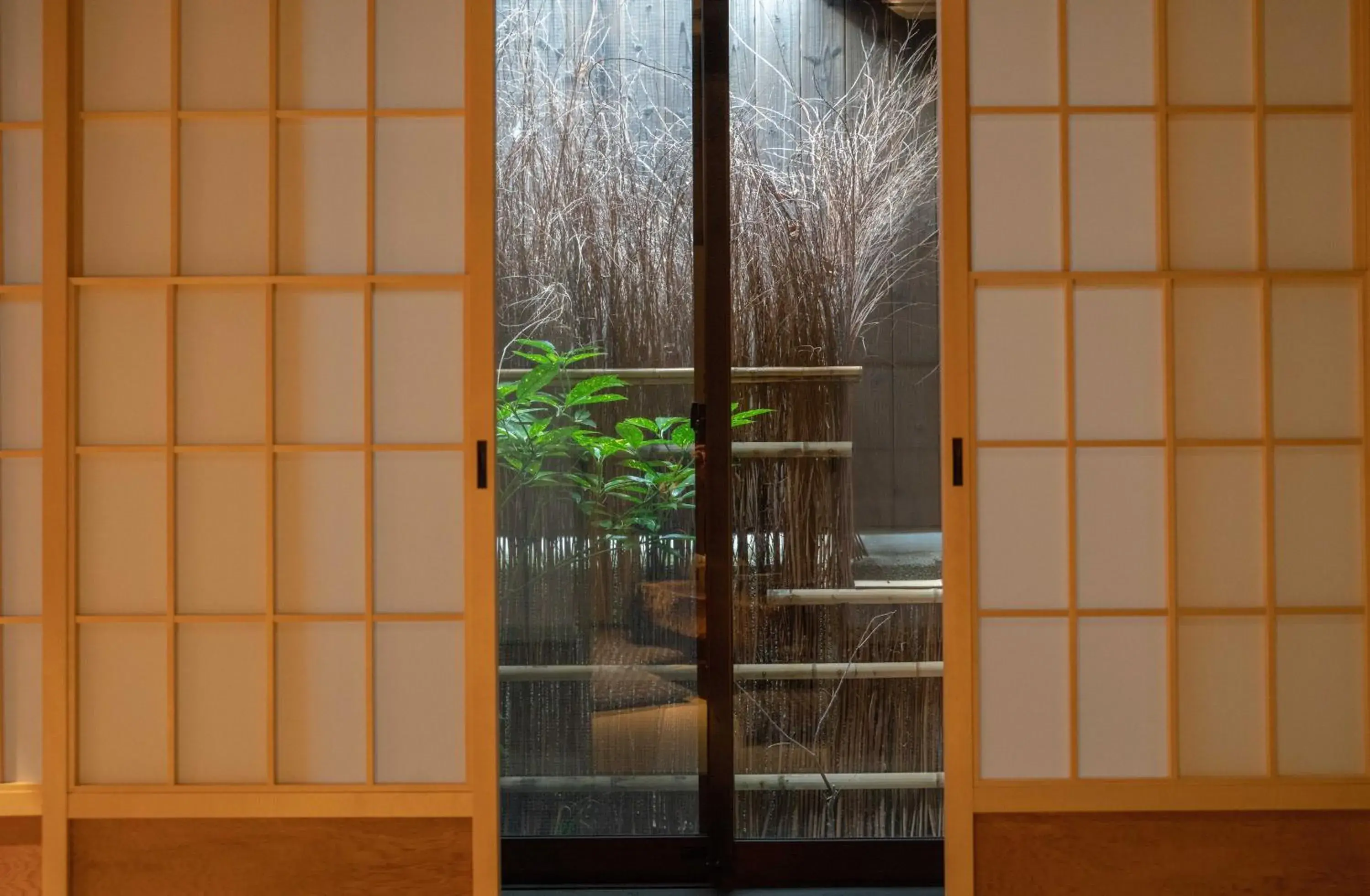 Garden view in Reikaku Kiyomizu Gojo Garden view in Reikaku Kiyomizu Gojo