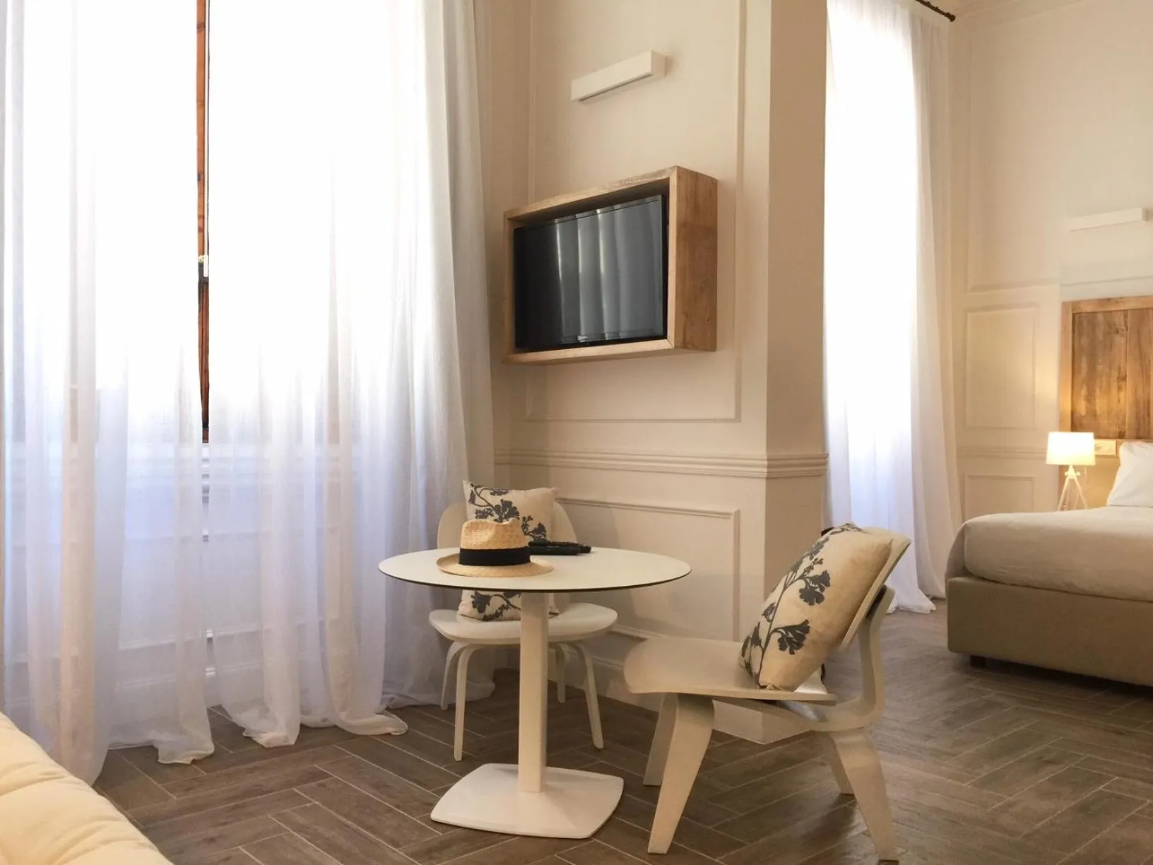 Living room, Bed in Eco Urban B&B