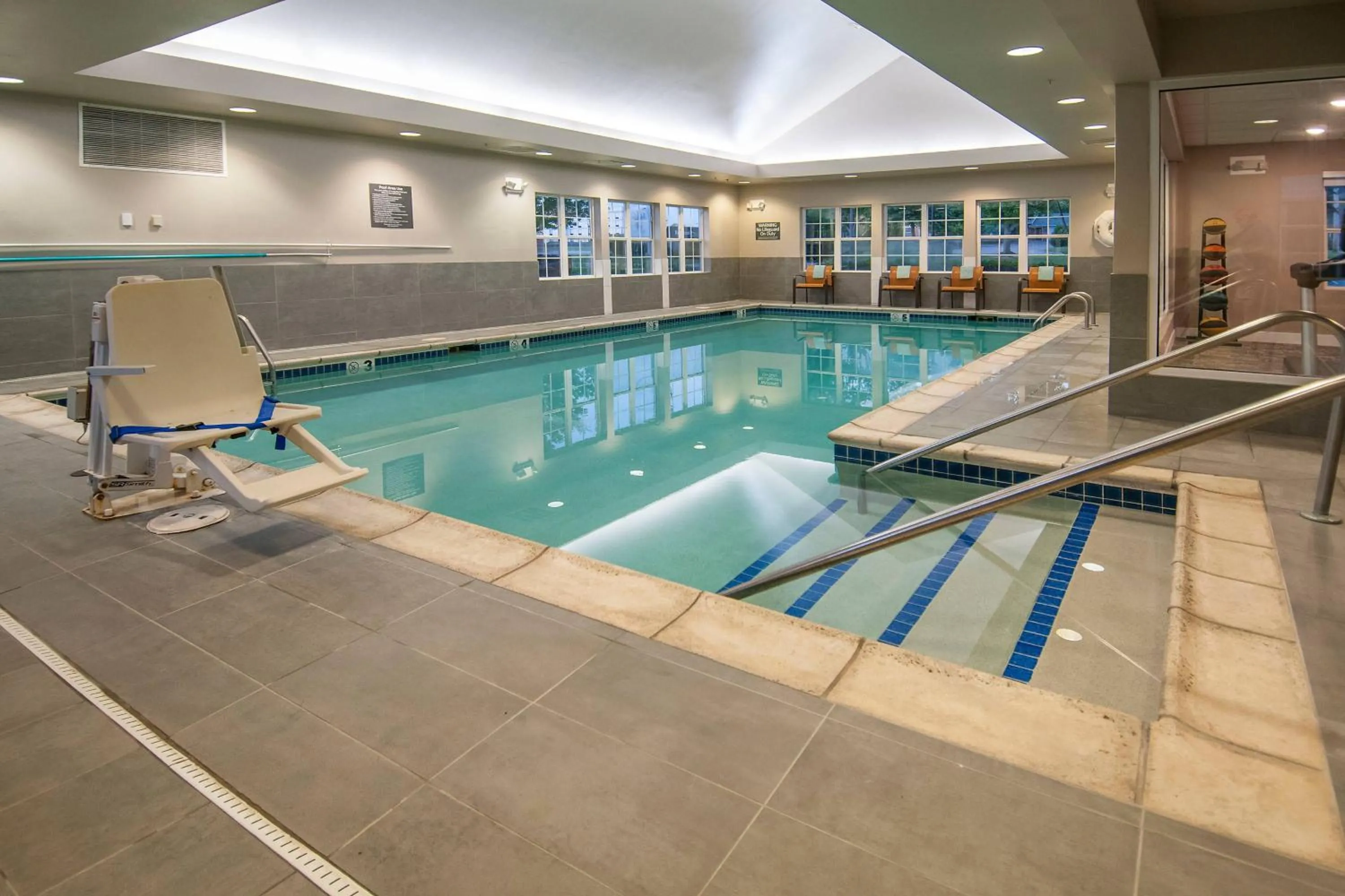 Swimming pool in Residence Inn by Marriott Springdale