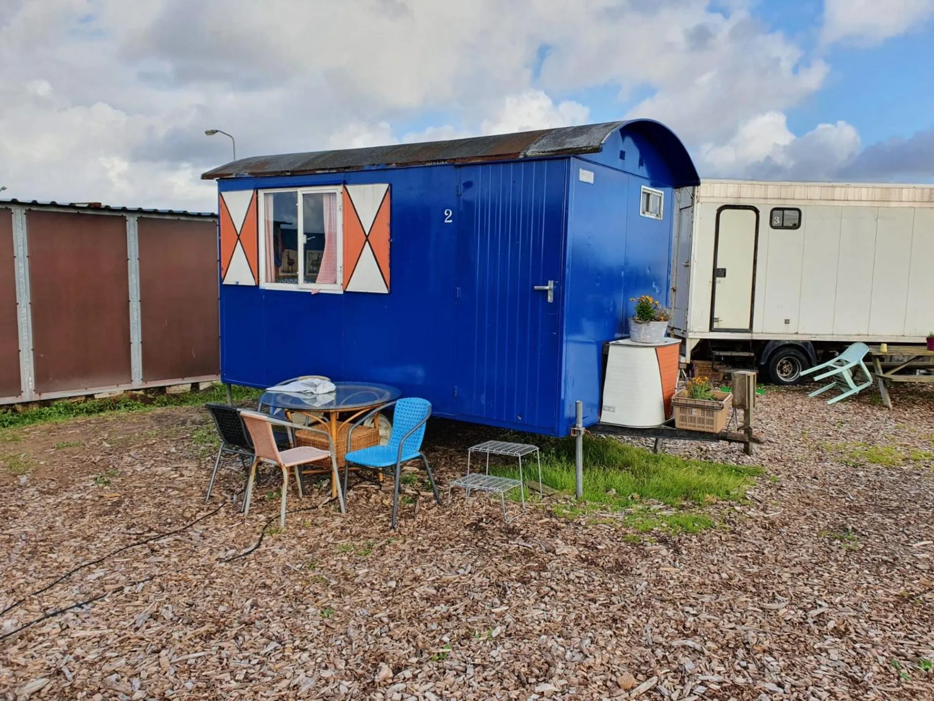 B&B boerderij rust, in pipowagens!