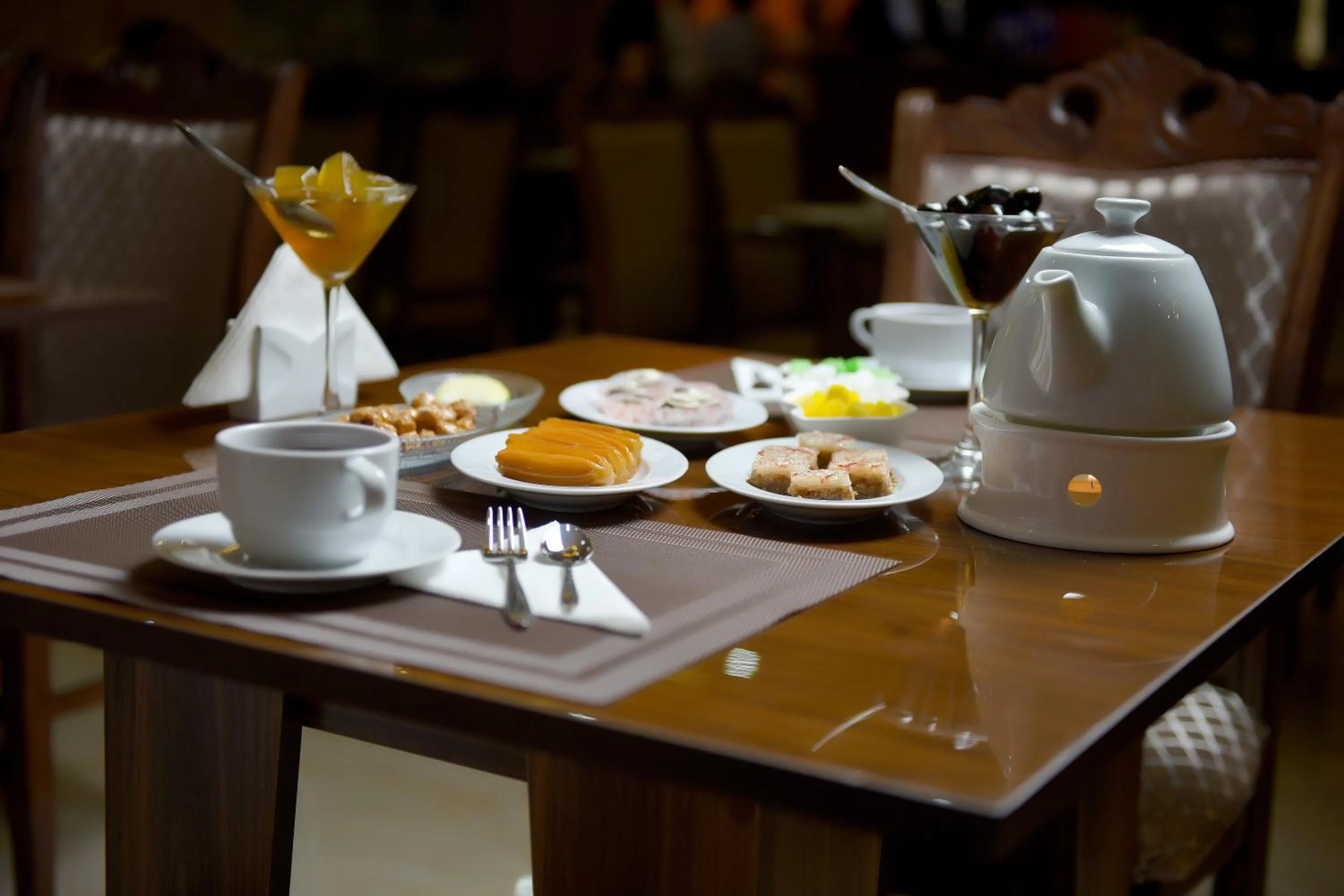 Restaurant/places to eat in Yaffle Inn Shaki Boutique Hotel