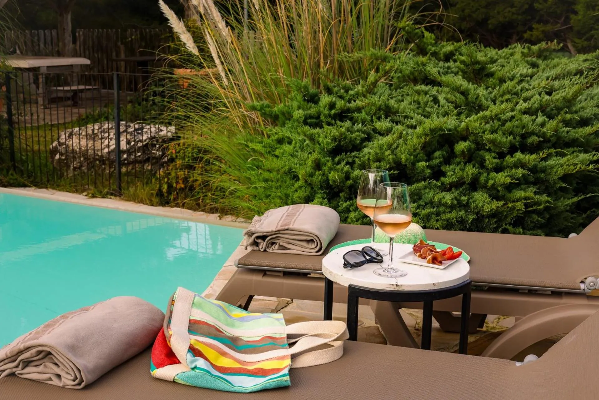 Swimming pool in Hôtel Eze Hermitage