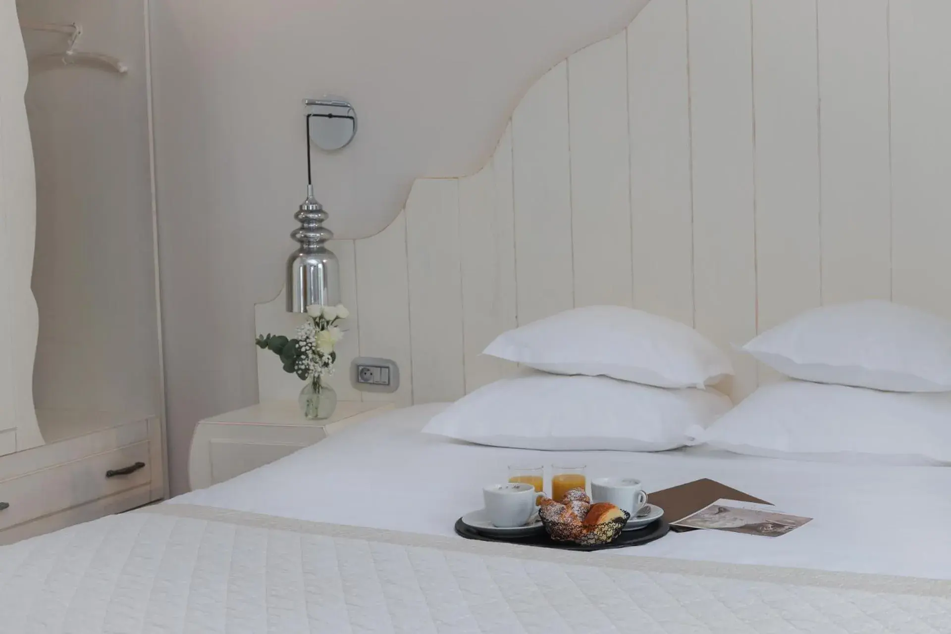 Suite with Sea View in Hôtel Eze Hermitage Suite with Sea View in Hôtel Eze Hermitage