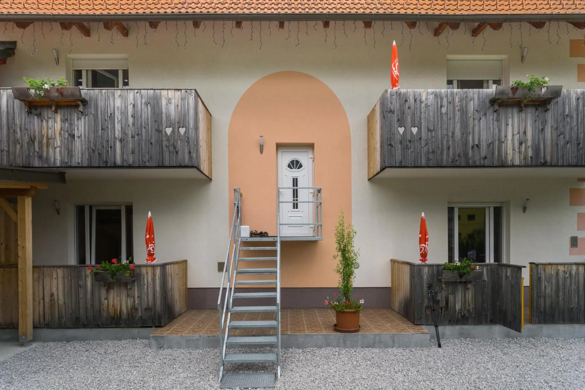 Property building in Aparthotel Pr' Jakapč'