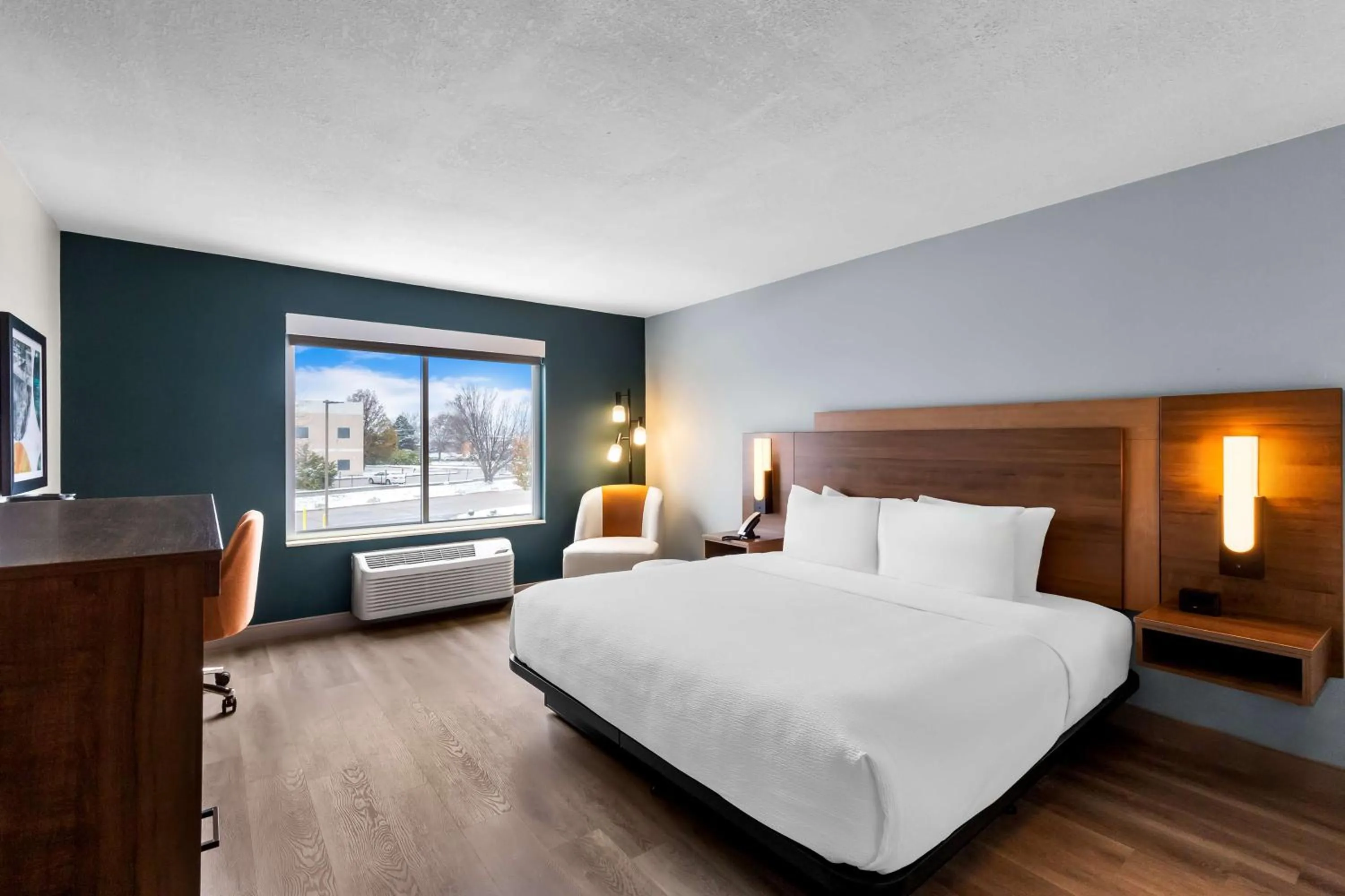 Bedroom, Bed in Best Western Plus Fenton