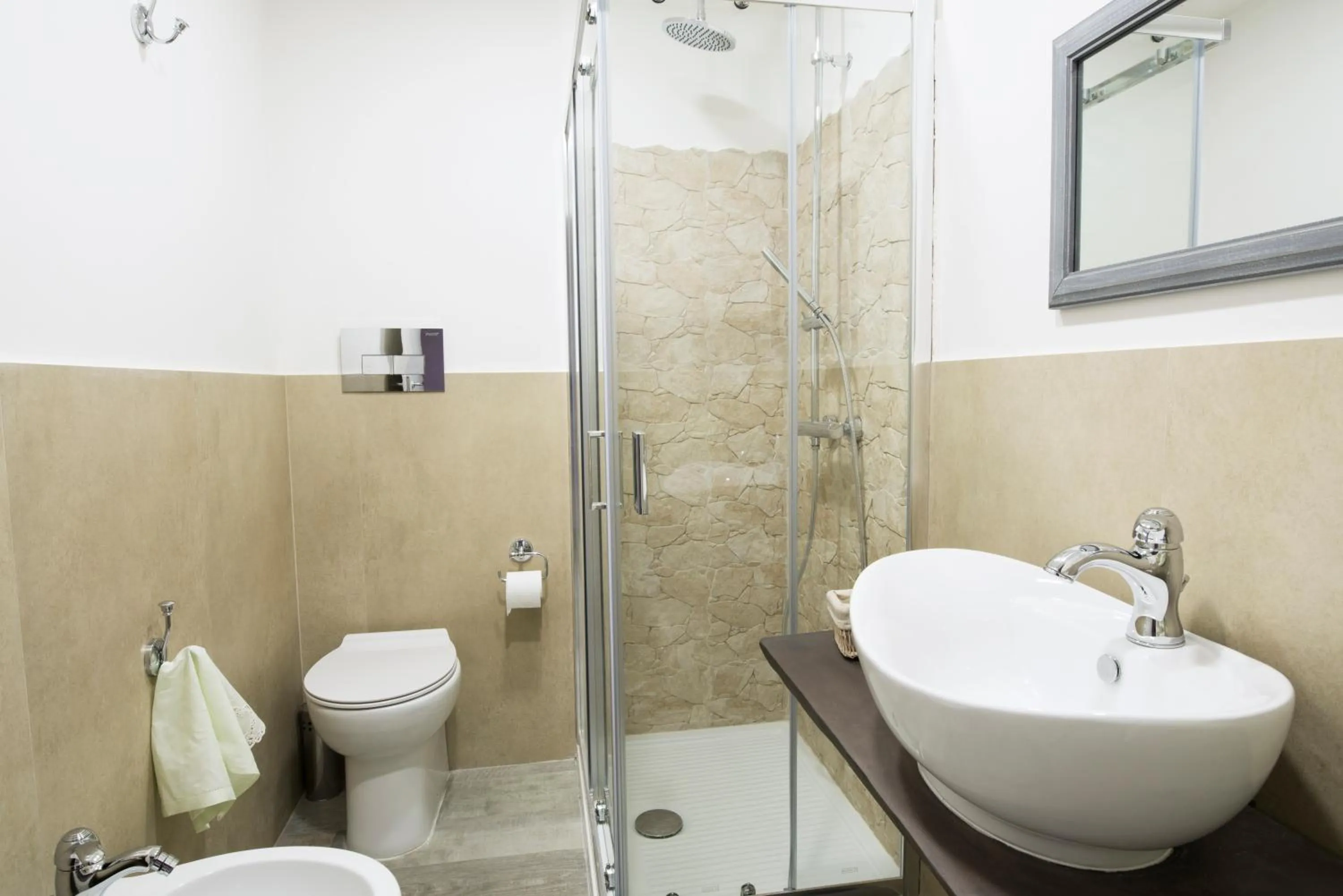 Bathroom in Dimora Partenopea