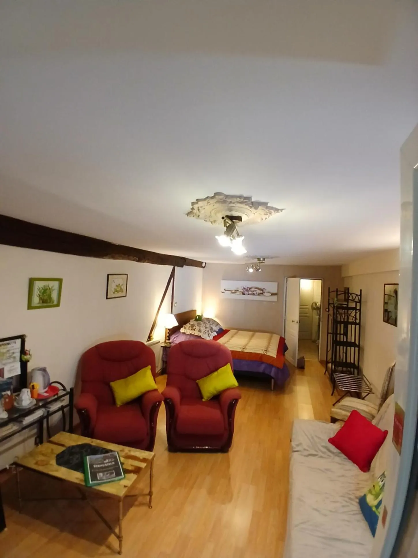 Bed in La CRAPOUNETTE