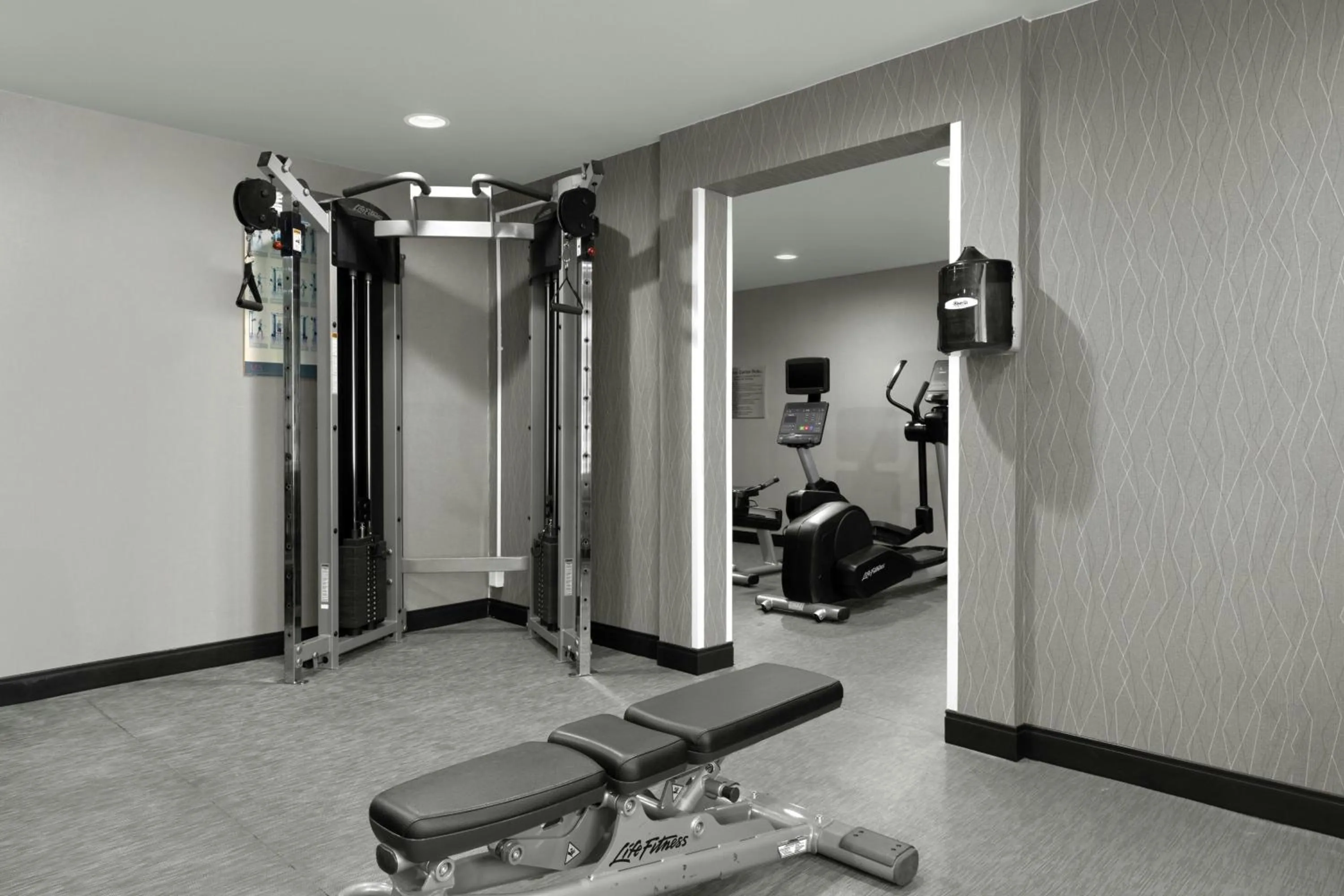 Fitness centre/facilities in Courtyard by Marriott Santa Rosa