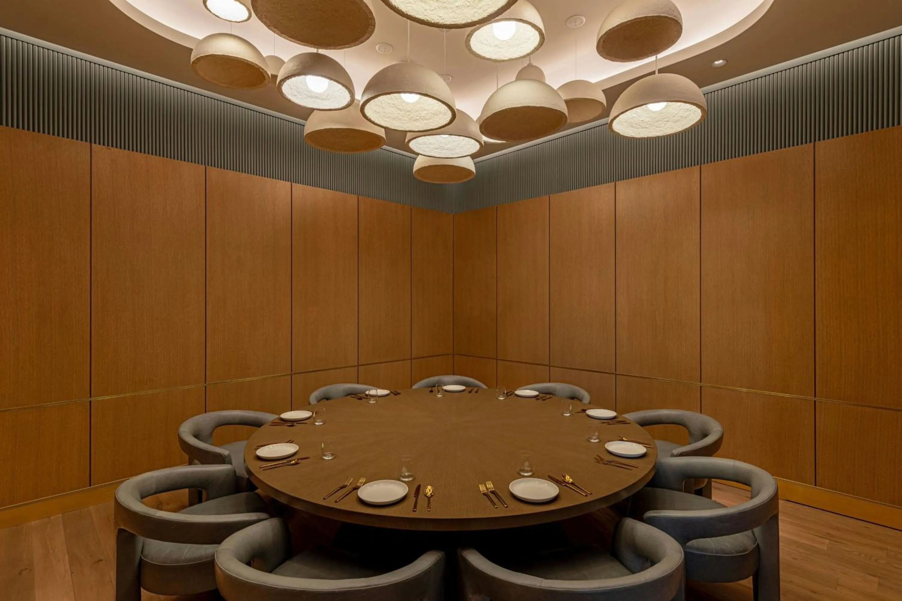 Restaurant/places to eat in W Austin