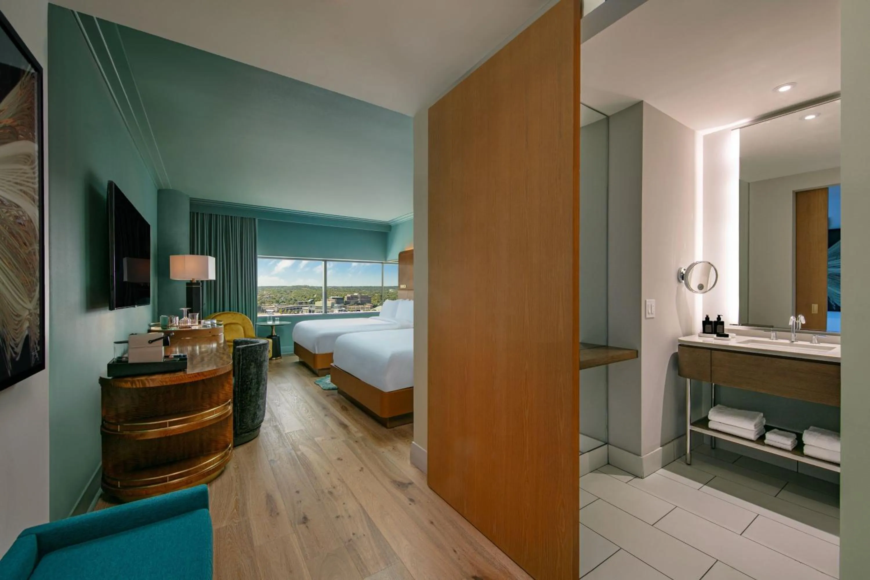 Photo of the whole room, Bed in W Austin