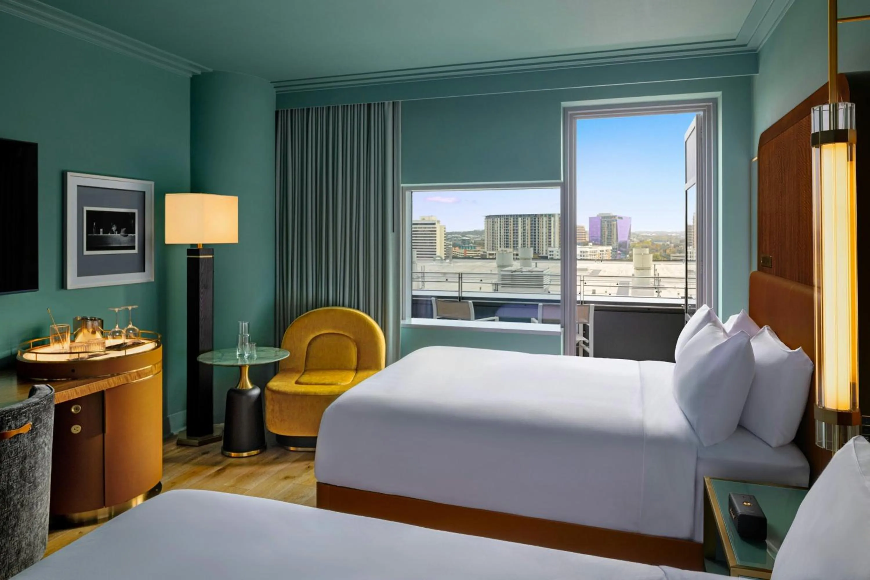 Photo of the whole room, Bed in W Austin