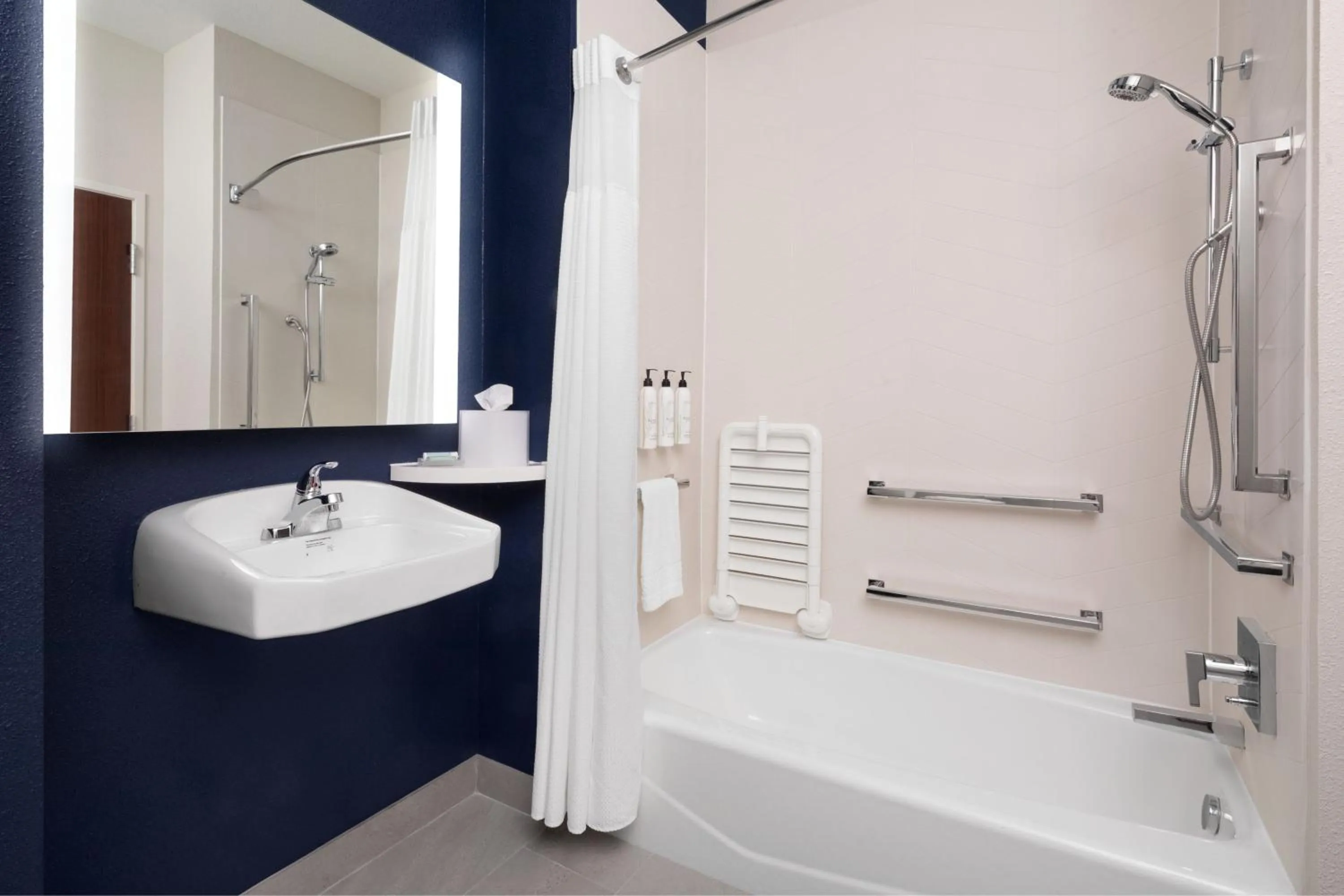 Bathroom in Fairfield Inn Fort Leonard Wood St. Robert