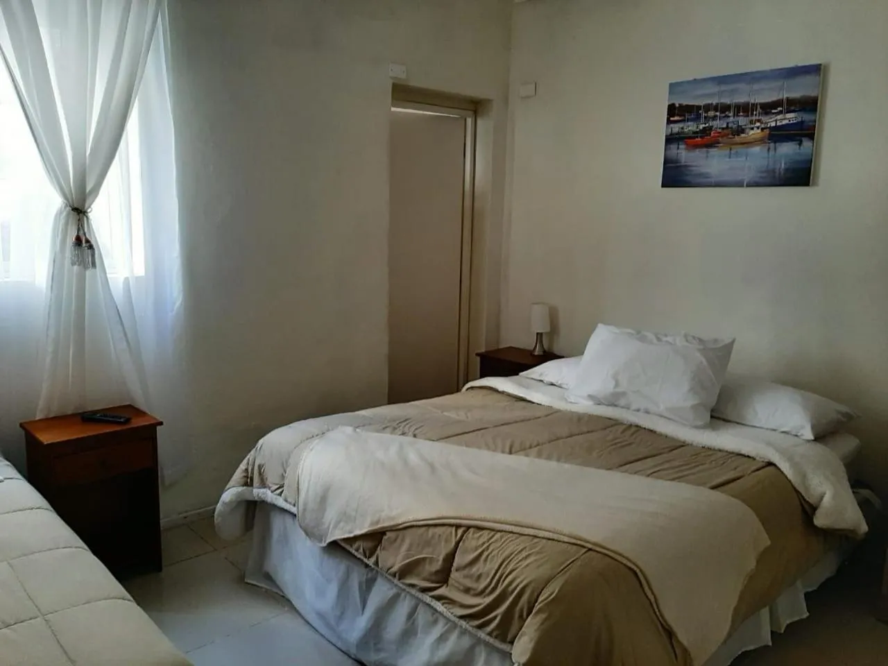Bed in Hostal Los Castaños