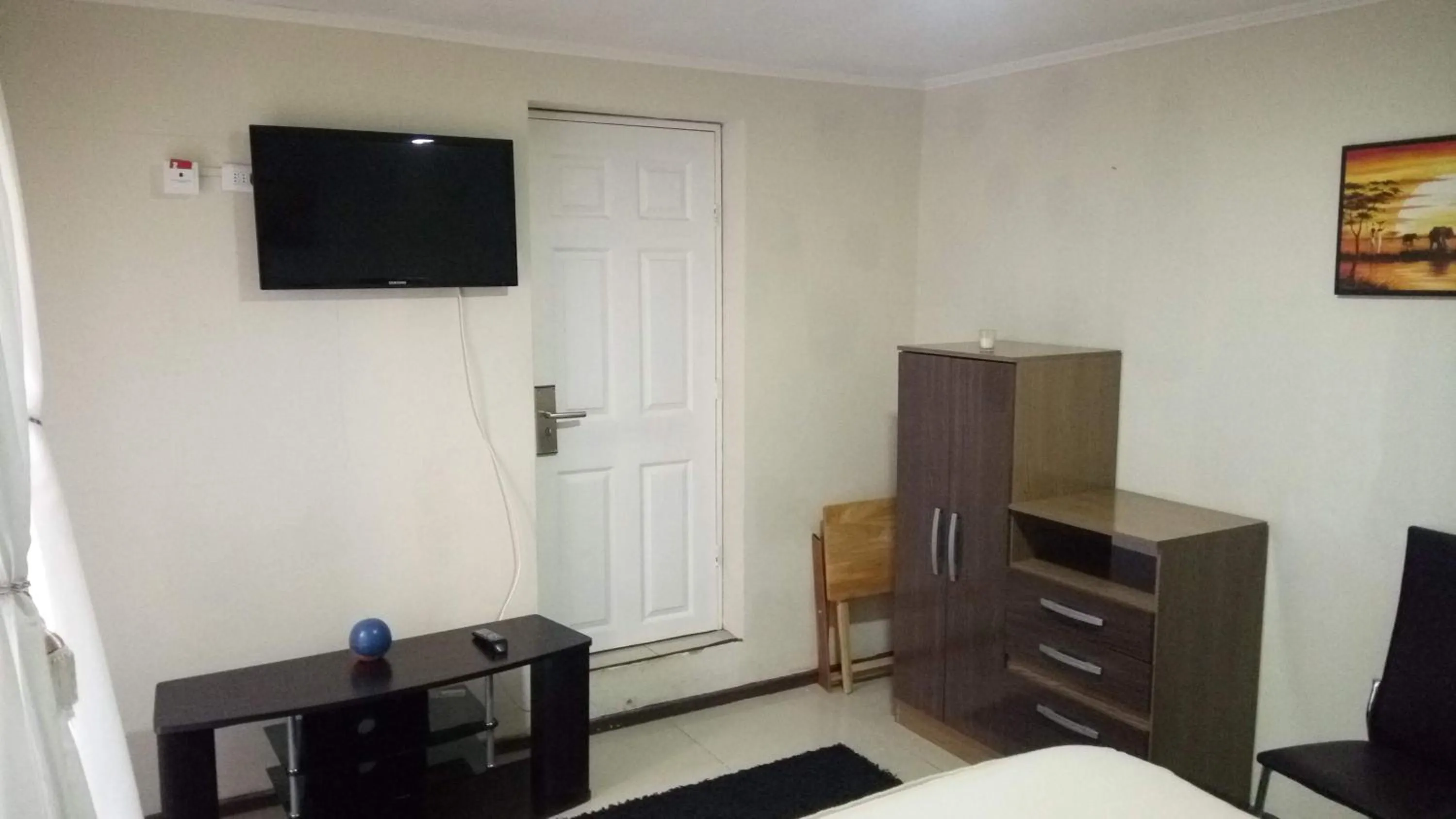 TV and multimedia in Hostal Los Castaños
