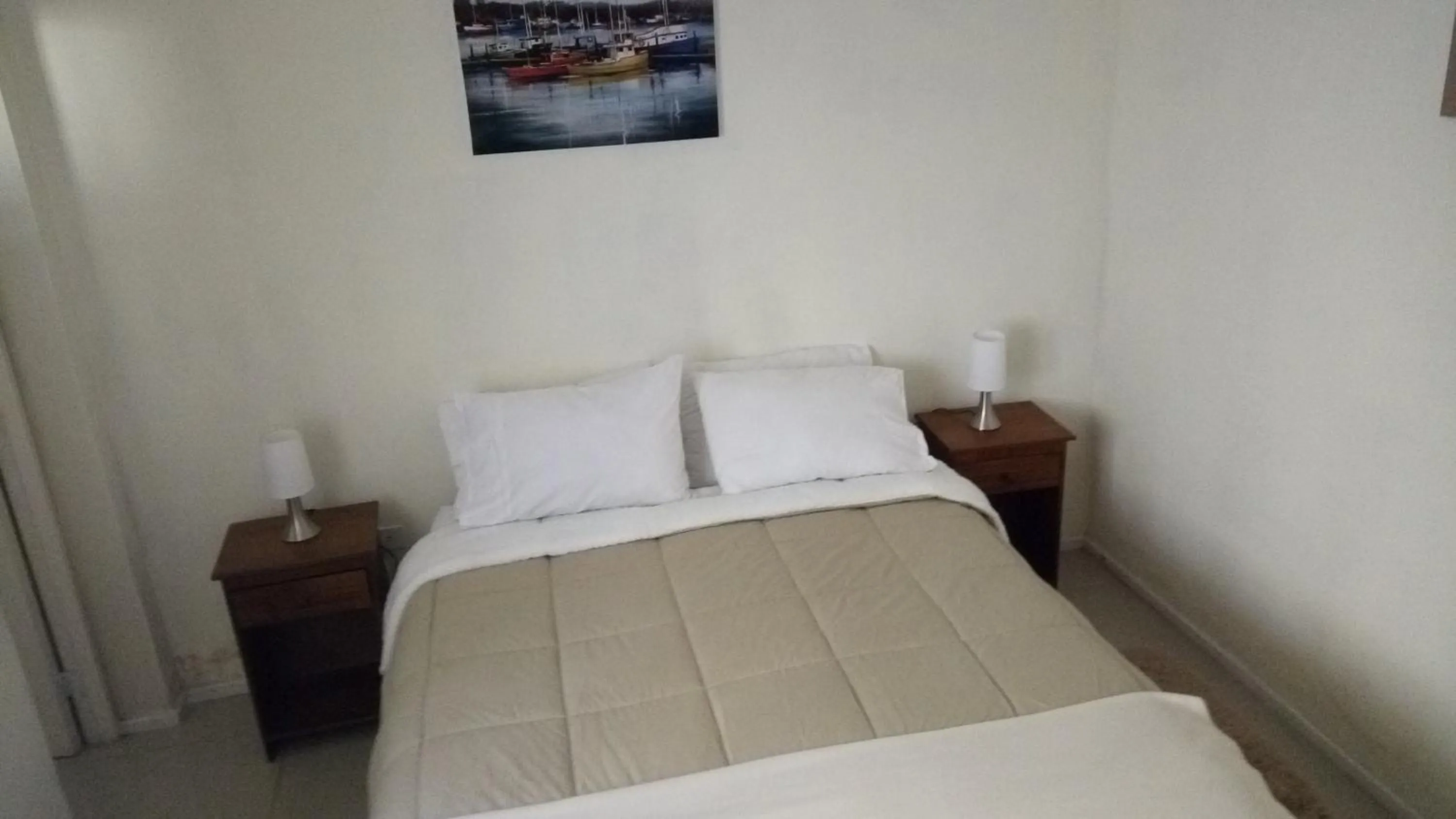 Photo of the whole room, Bed in Hostal Los Castaños