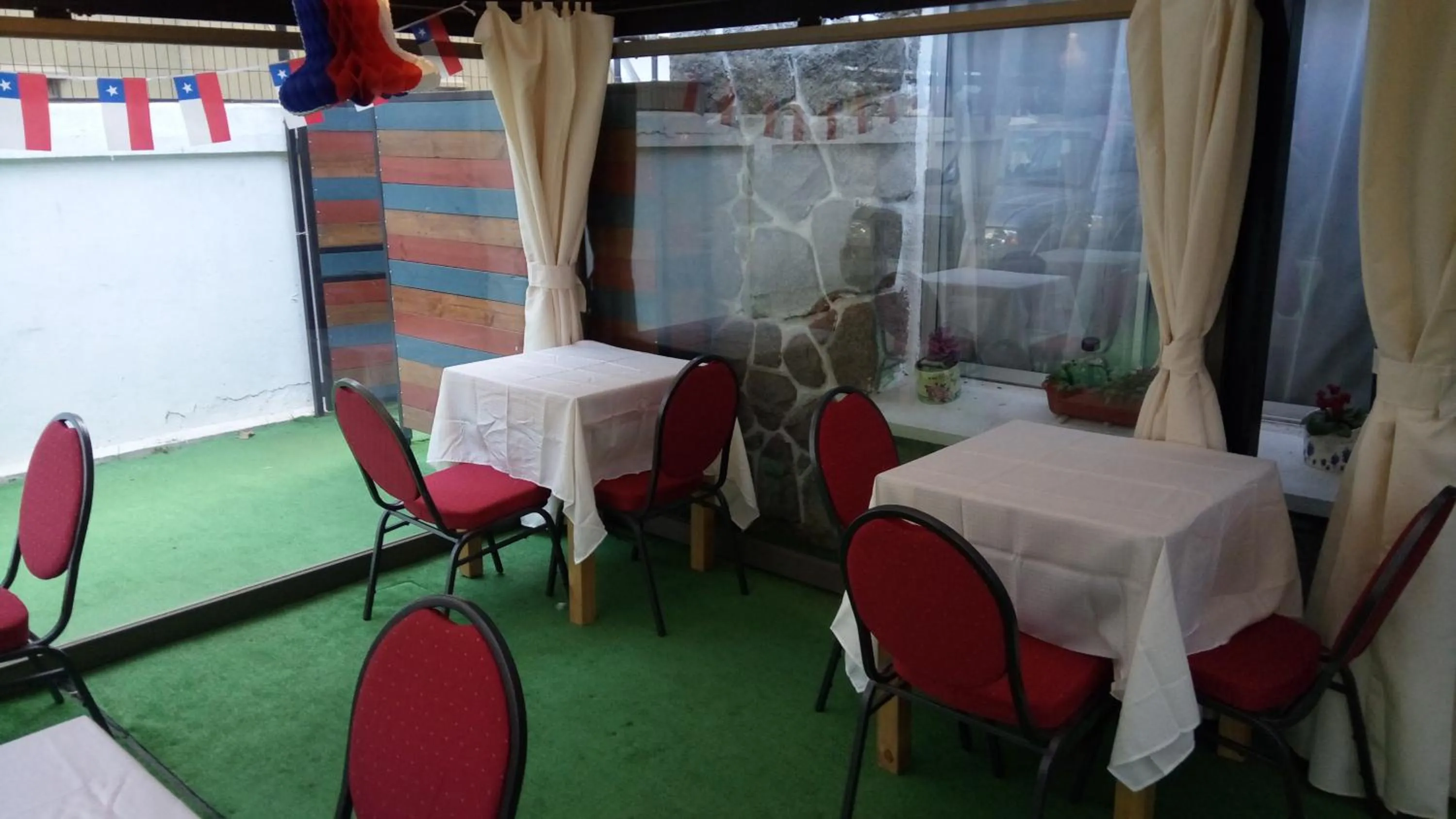 Balcony/Terrace in Hostal Los Castaños