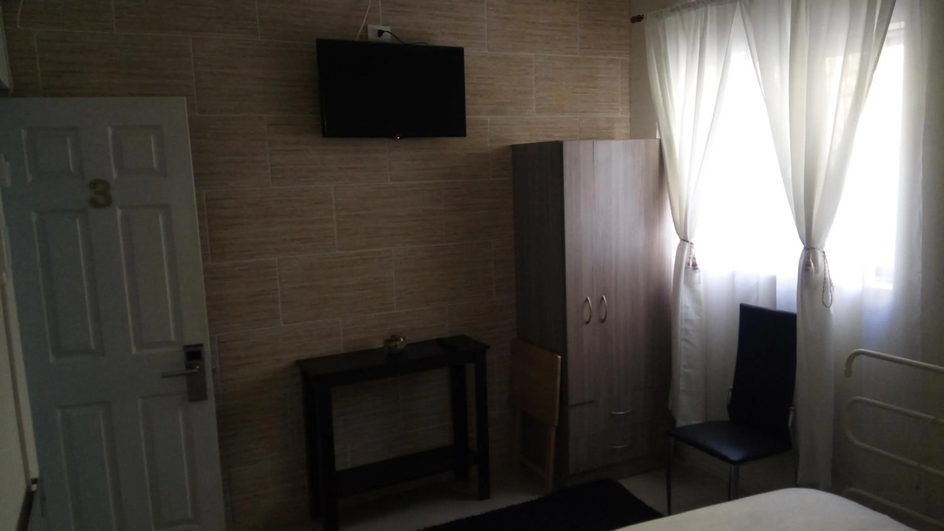 TV and multimedia in Hostal Los Castaños
