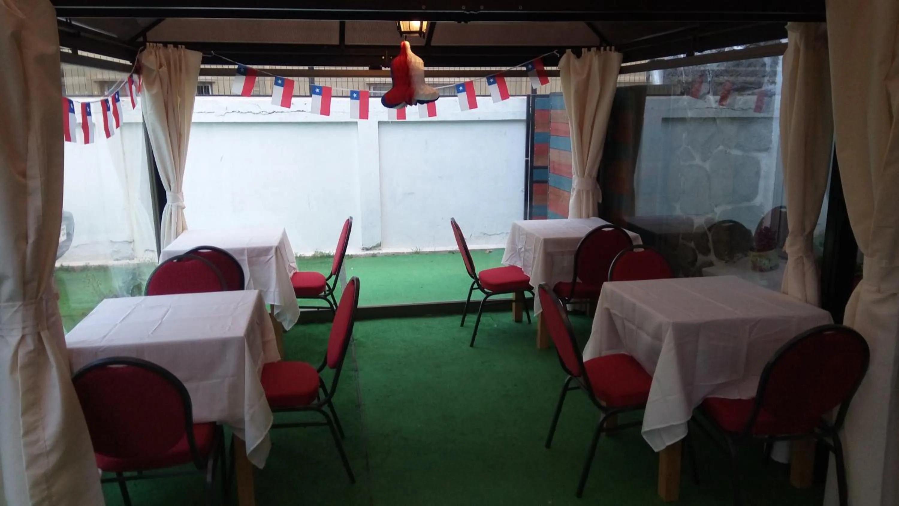 Balcony/Terrace in Hostal Los Castaños
