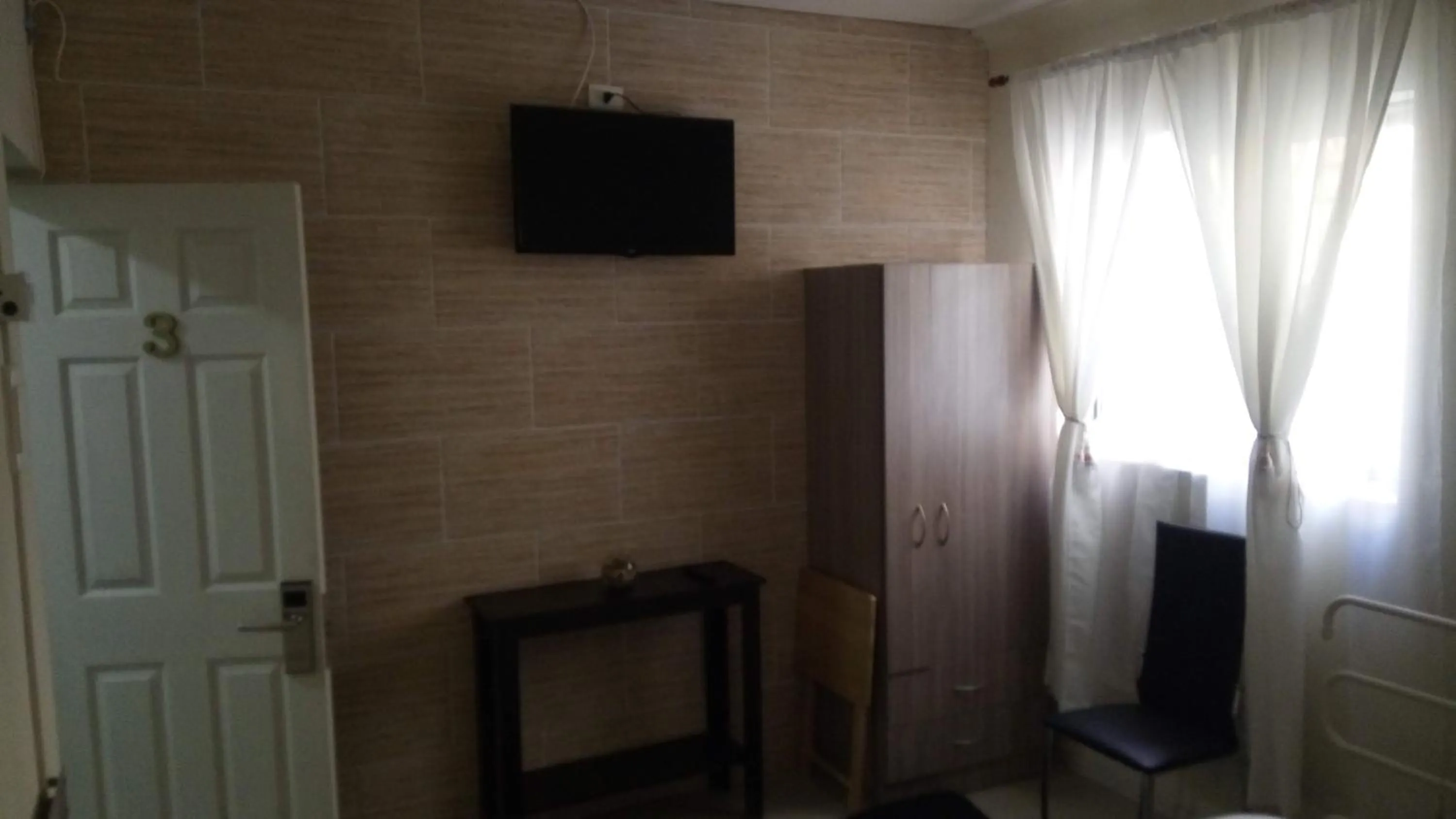 TV and multimedia in Hostal Los Castaños
