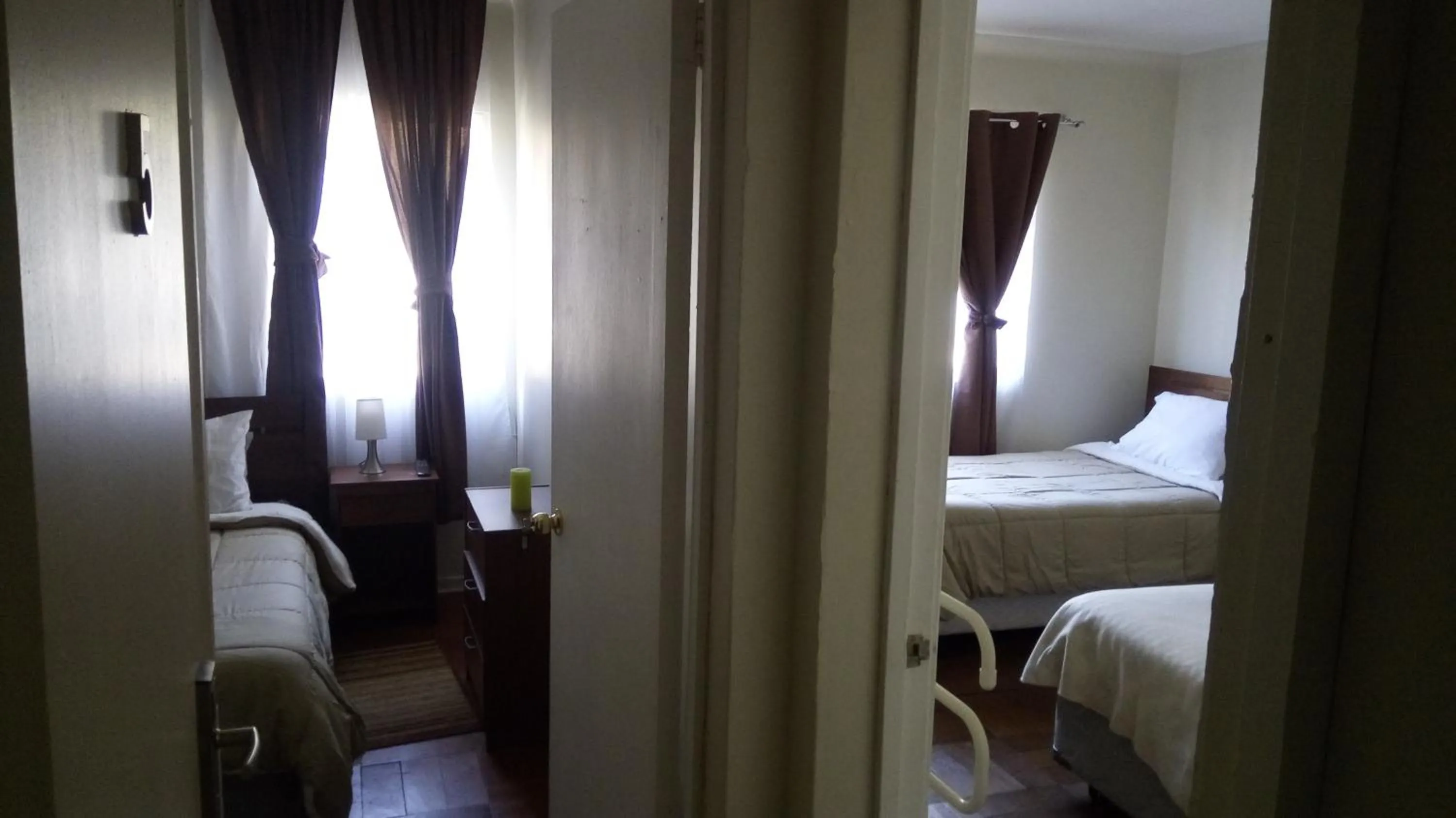 Bed in Hostal Los Castaños