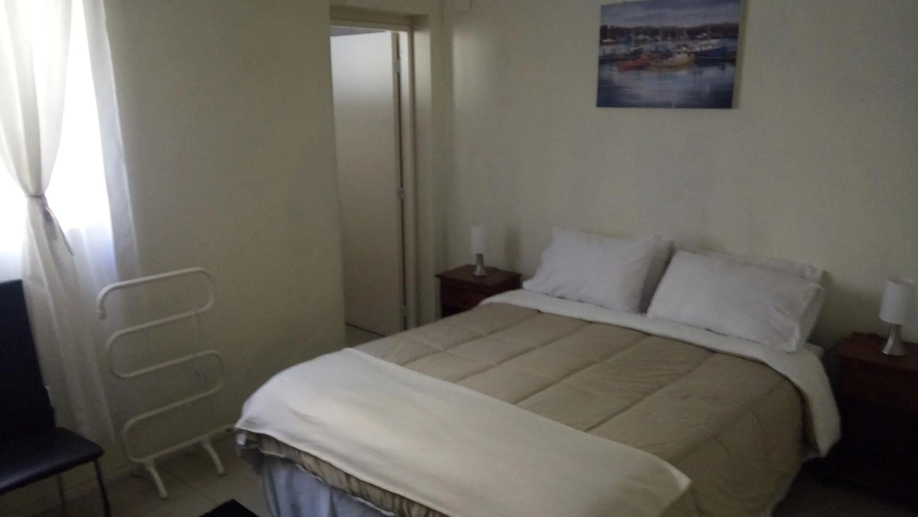 Bed in Hostal Los Castaños