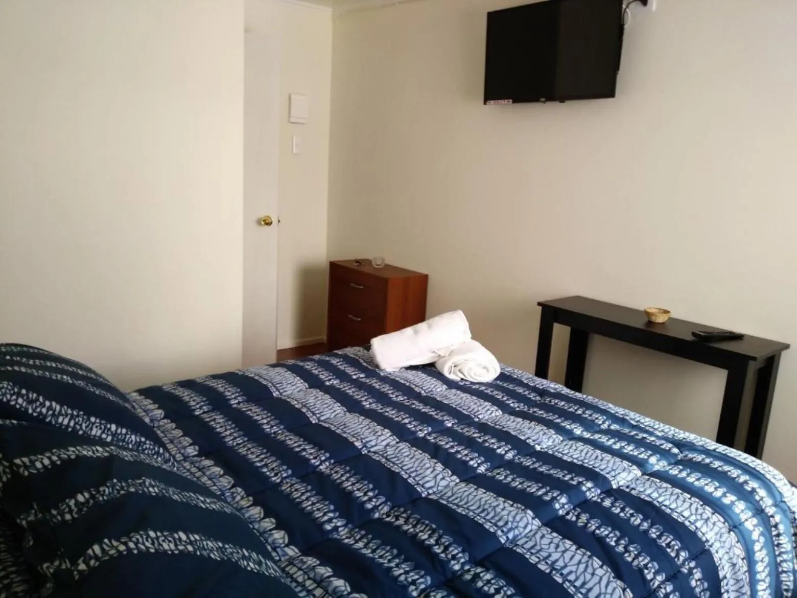 Bed in Hostal Los Castaños