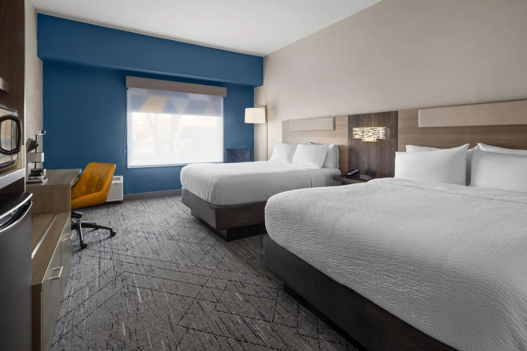 Photo of the whole room, Bed in Holiday Inn Express Tifton by IHG