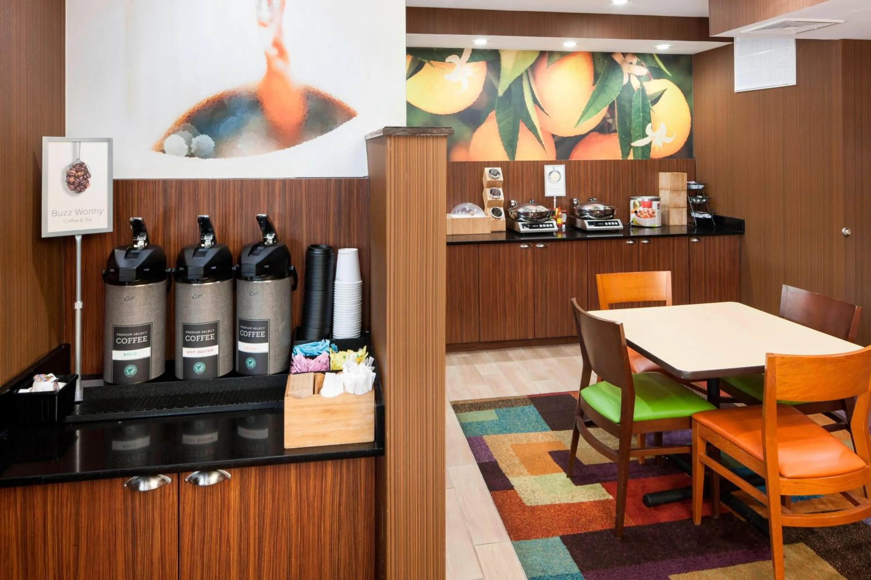 Breakfast in Fairfield Inn Tuscaloosa