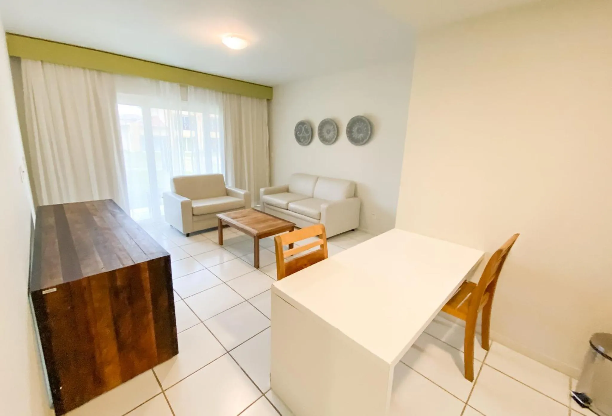 Living room in Búzios Beach Resort by WAM Experience