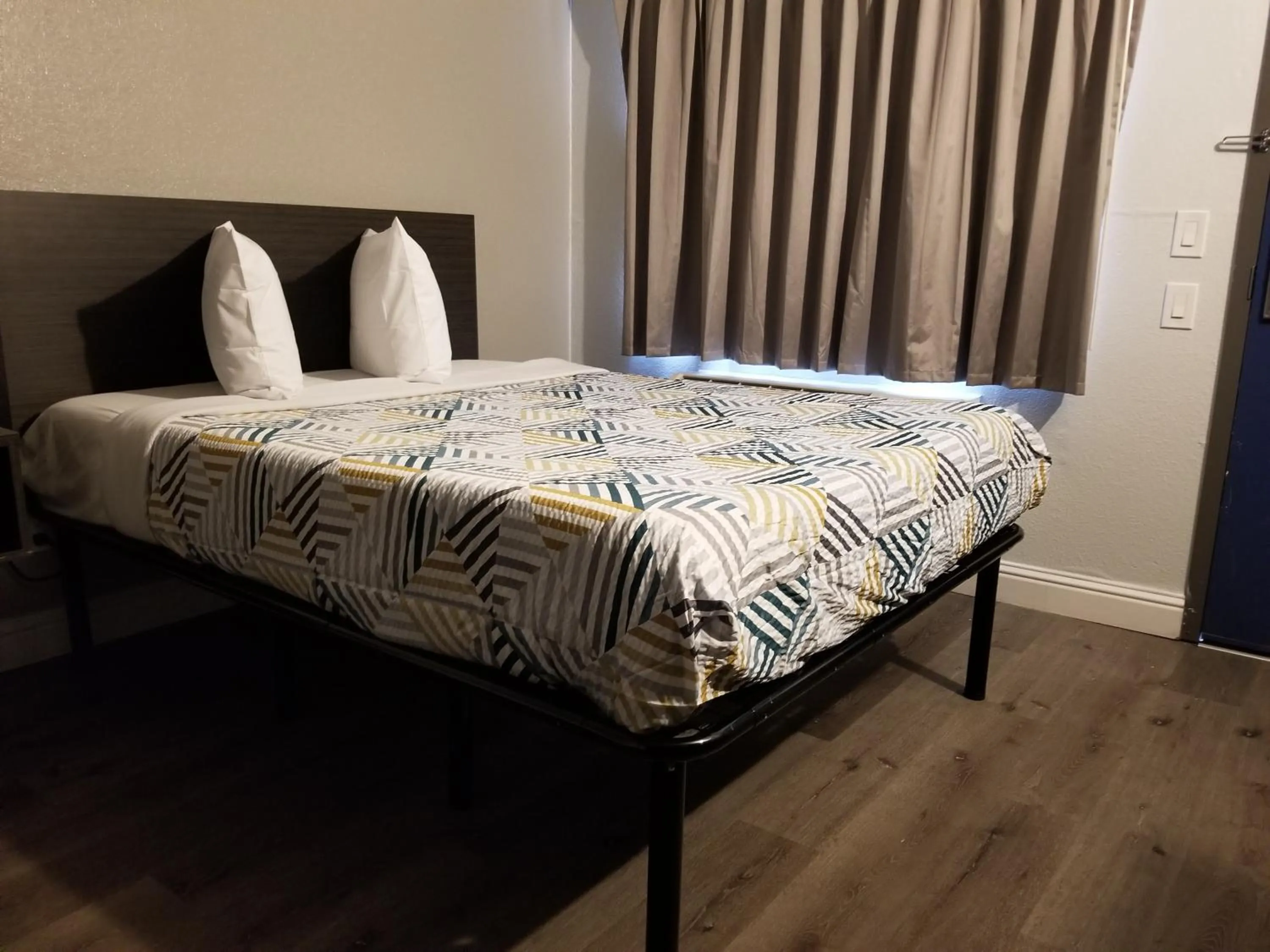 Bed in Motel 6-Sacramento, CA - South Sacramento and Elk Grove