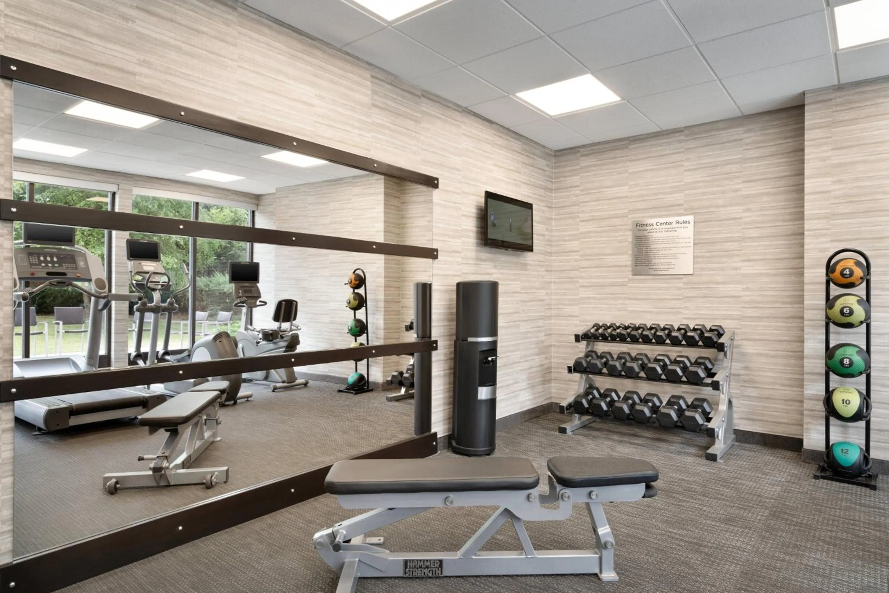 Fitness centre/facilities in Courtyard Ewing Princeton