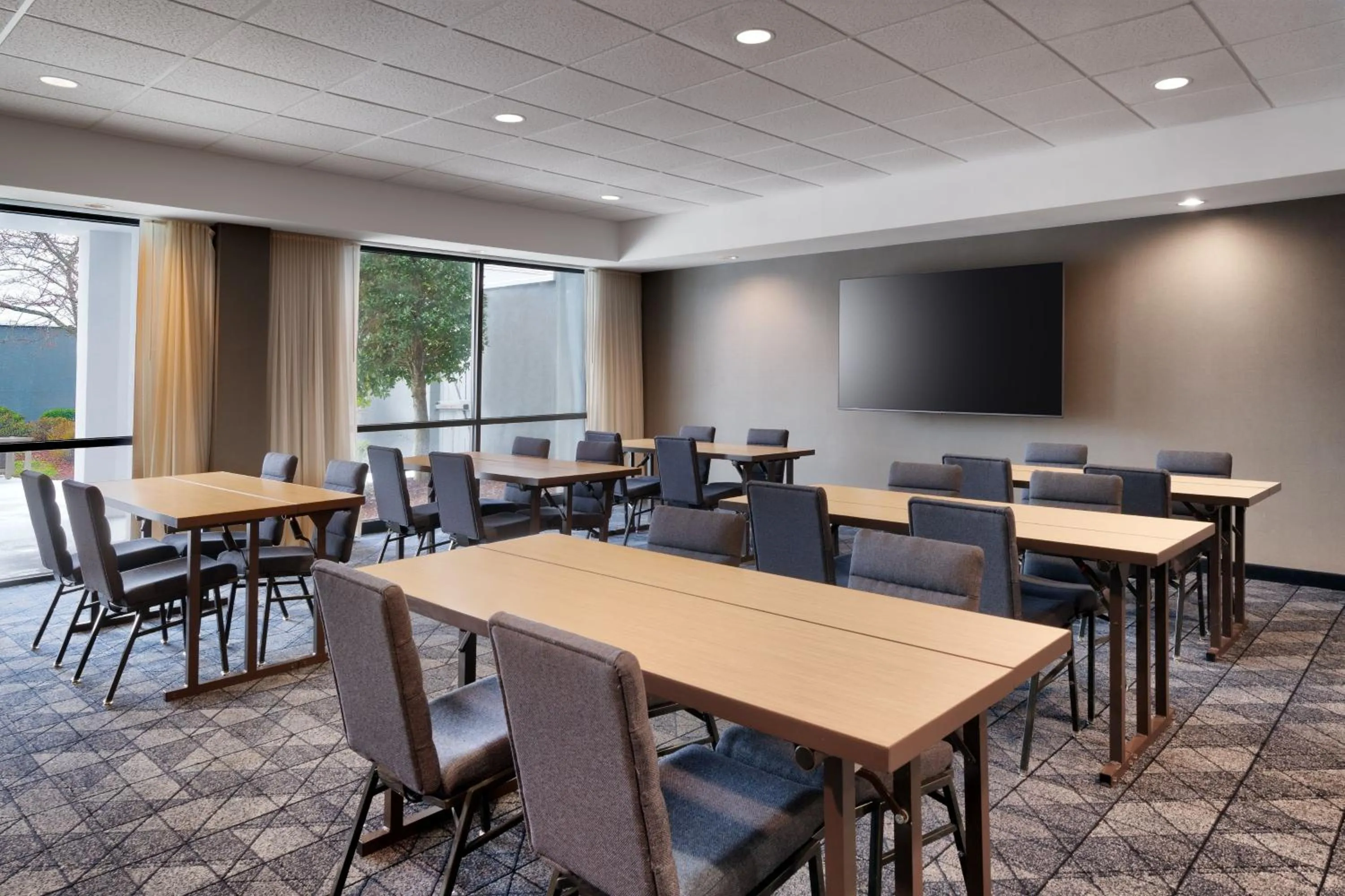 Meeting/conference room in Courtyard by Marriott Johnson City