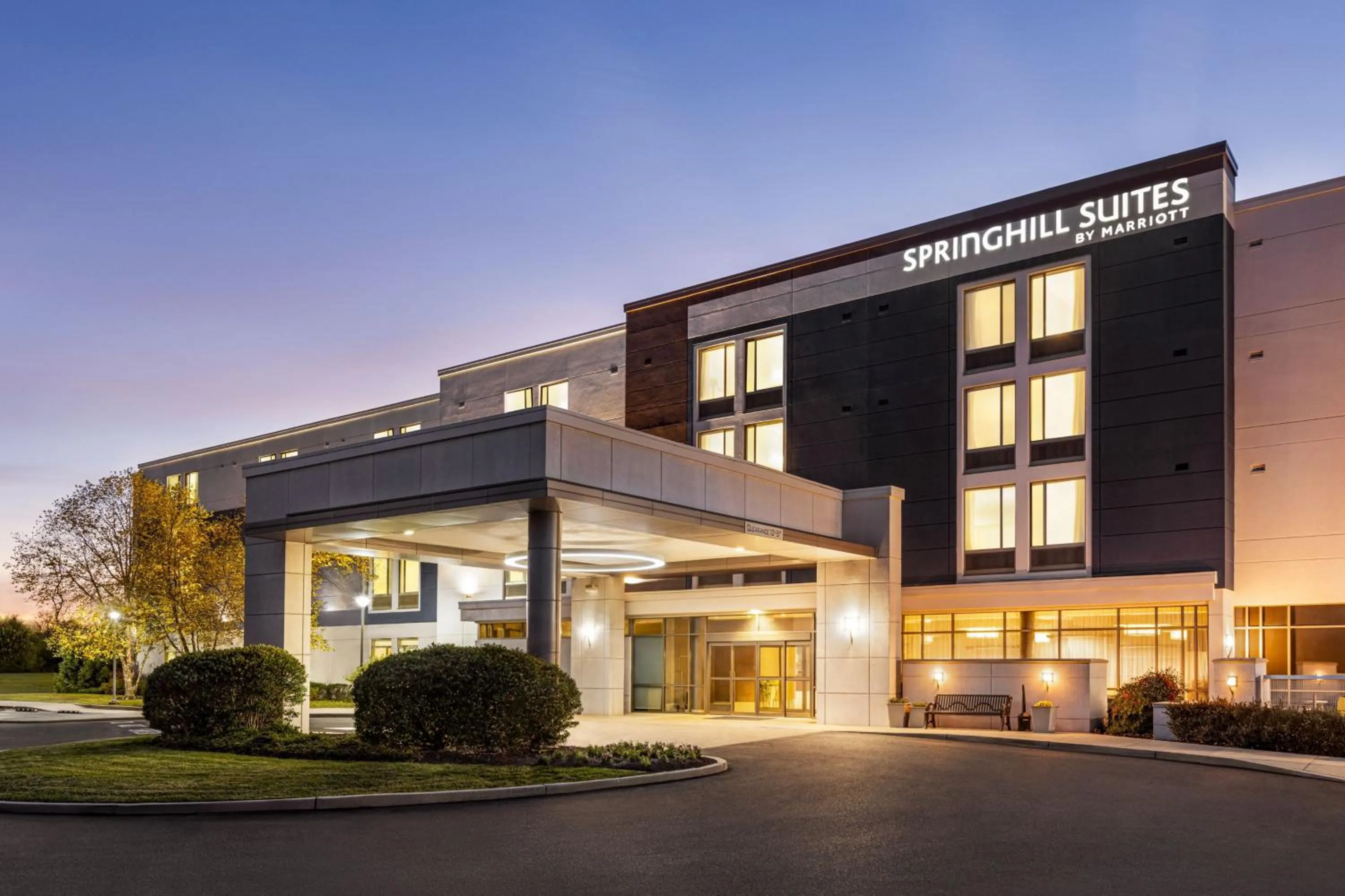 Property building in SpringHill Suites Ewing Township Princeton South