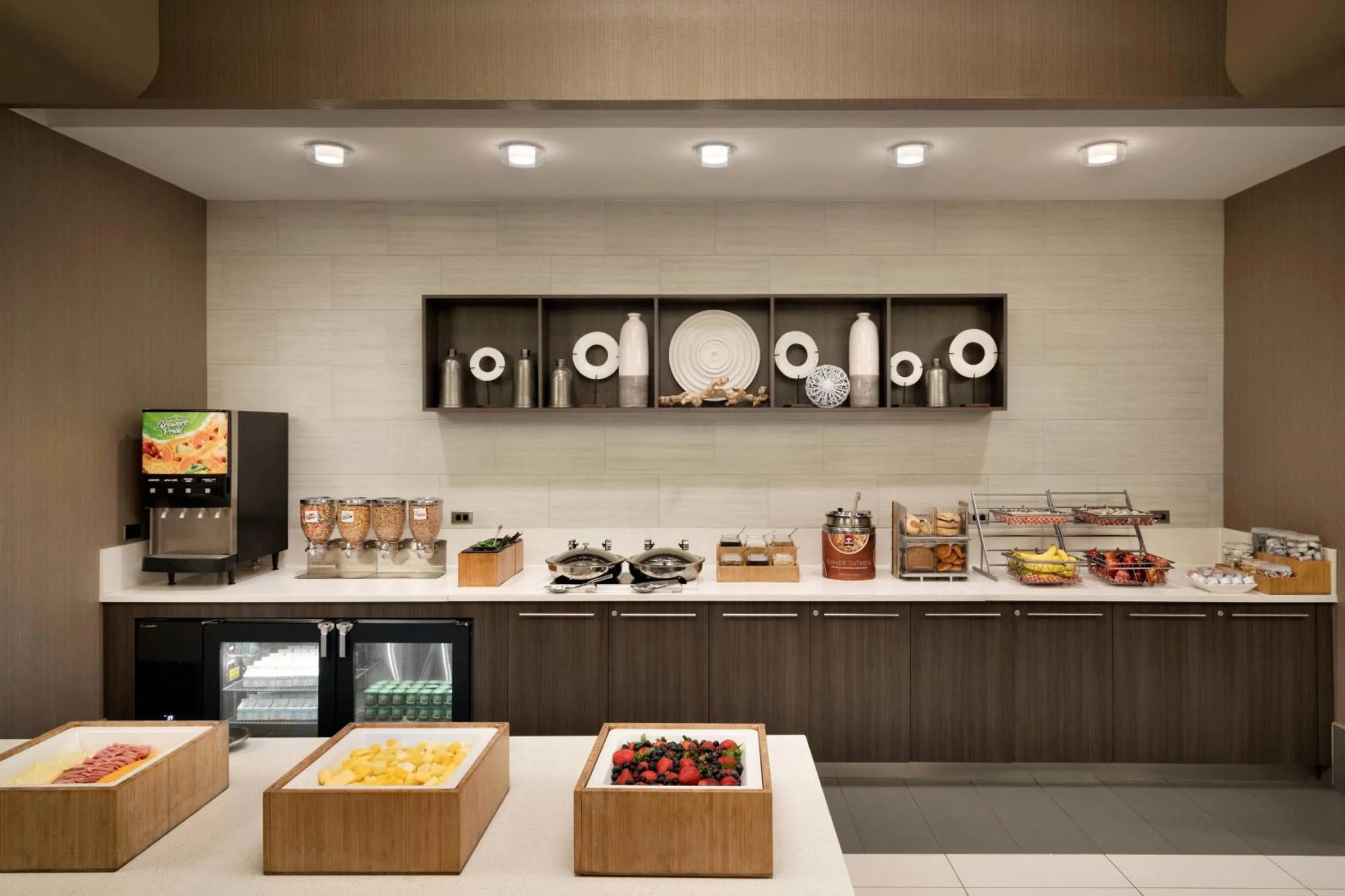 Breakfast in SpringHill Suites Ewing Township Princeton South