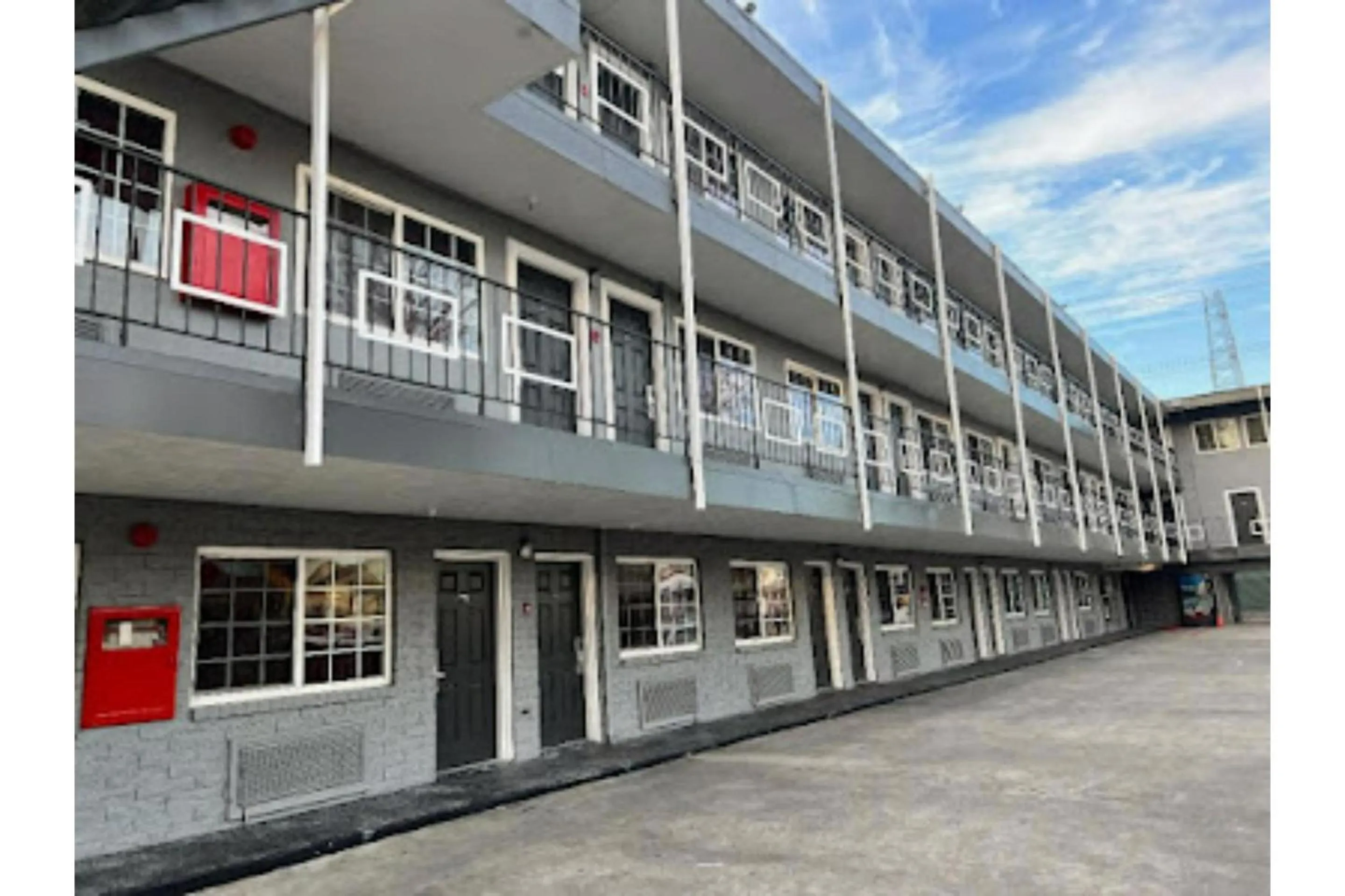 Balcony/Terrace in Capital City Inn Sacramento Convention Center CA
