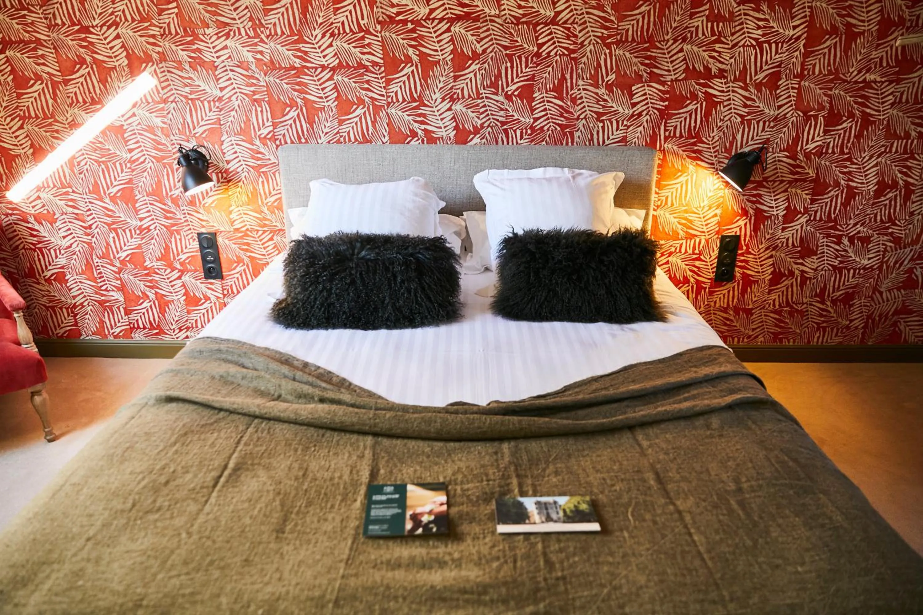 Bed in Château De Villiers-Le-Mahieu