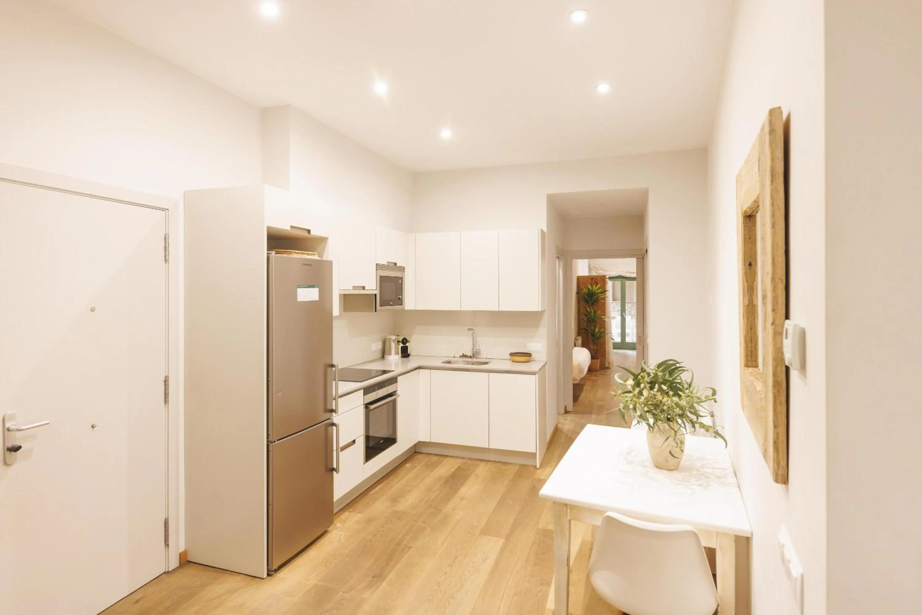 Kitchen or kitchenette in Bravissimo Força 17, Barri Vell apartments