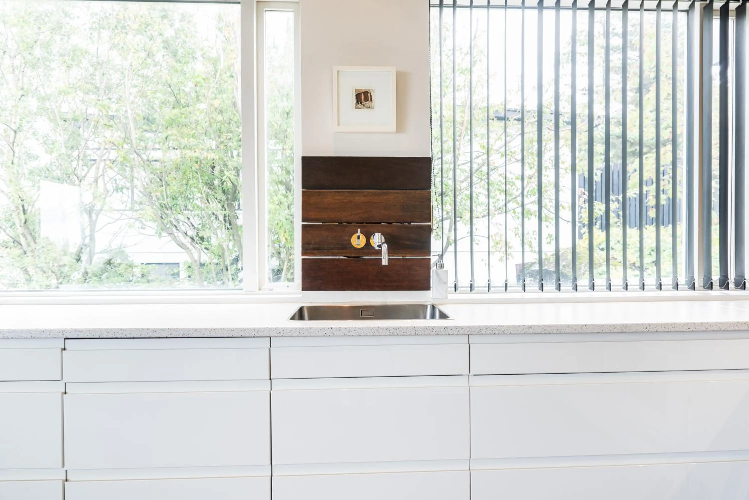 Coffee/tea facilities in ICELAND SJF Villa, Hot tub & Outdoor Sauna Amazing Mountains and City View Over Reykjavík